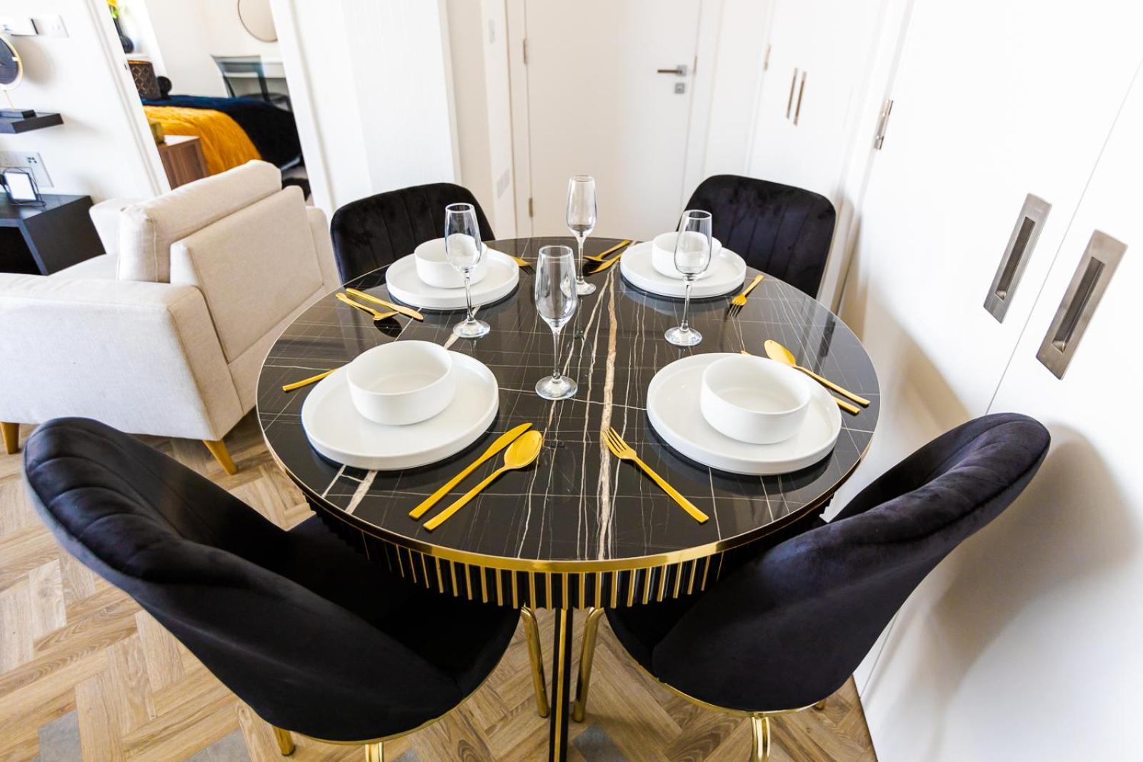 Luxury Near Canary Wharf With Stunning Views *