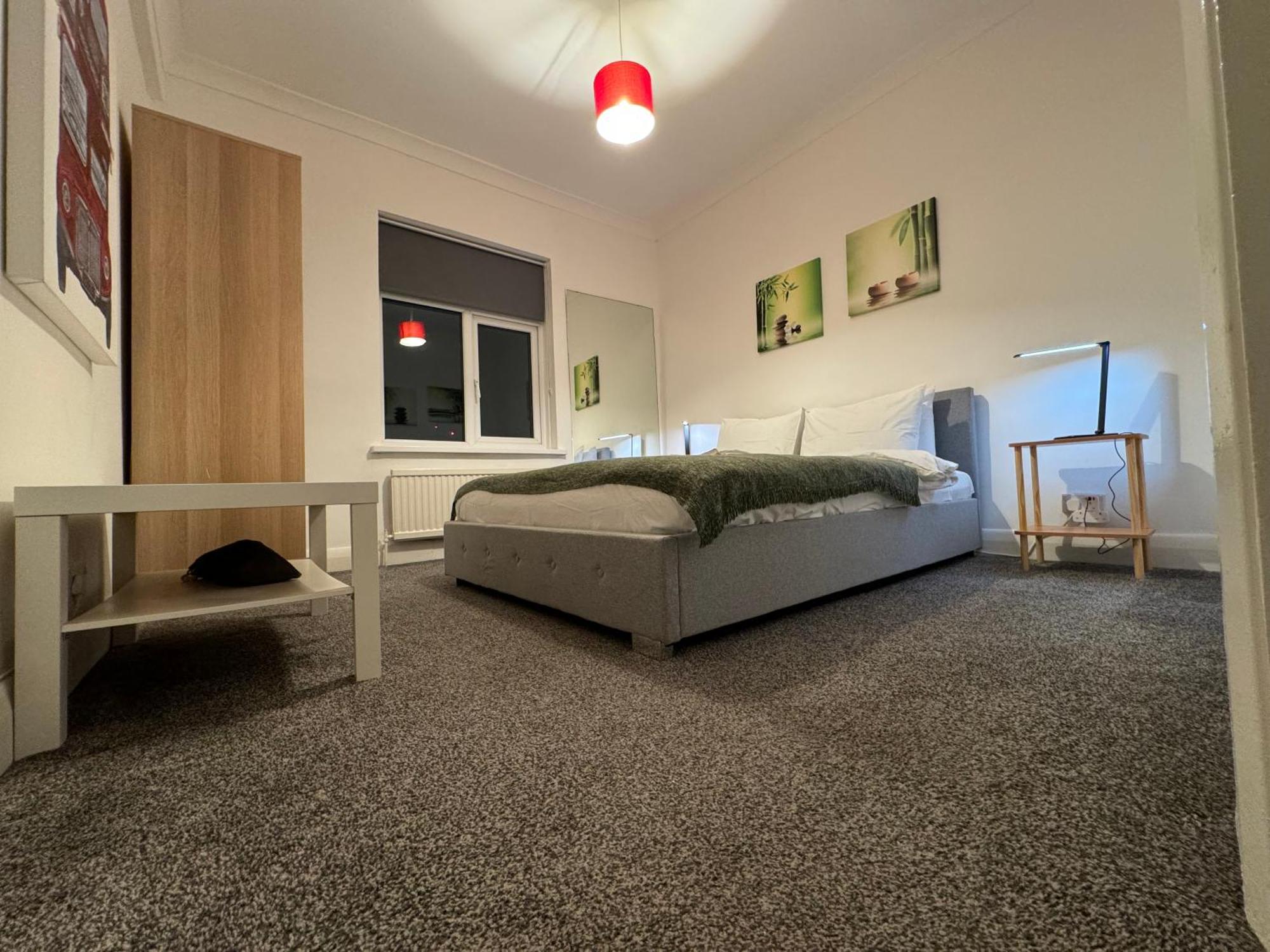 Prime Location In Camden Town * Londen