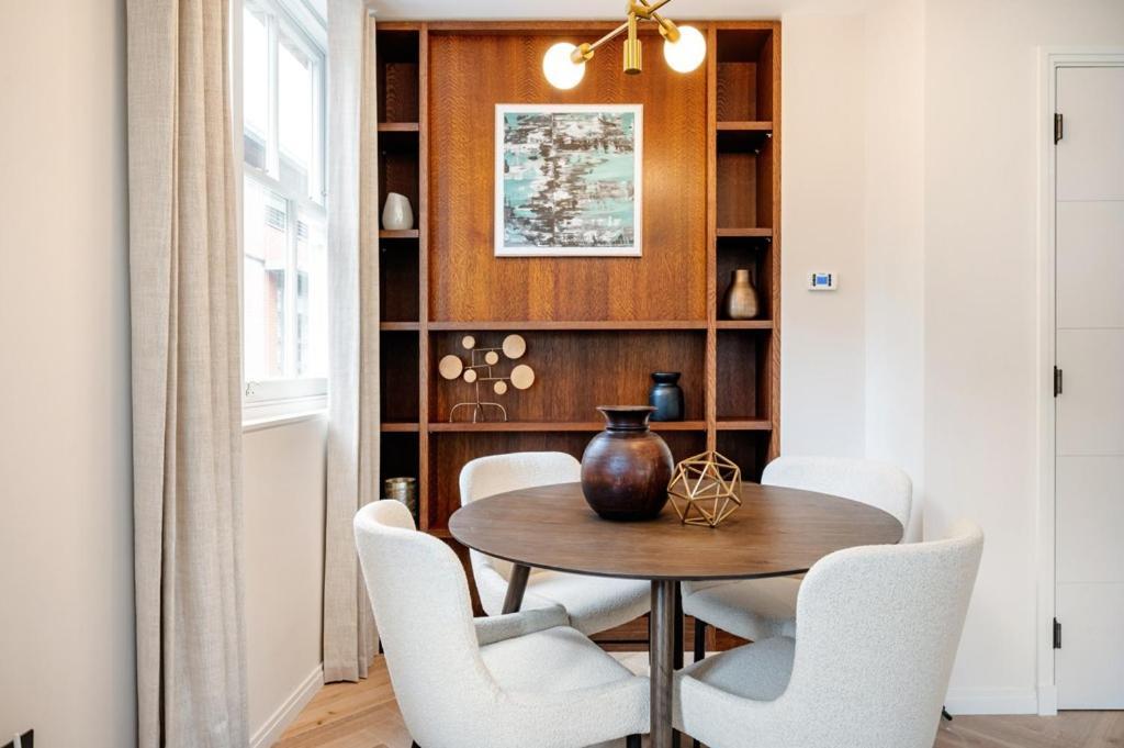 Appartamento Two Bed Duplex In Covent Garden Londra