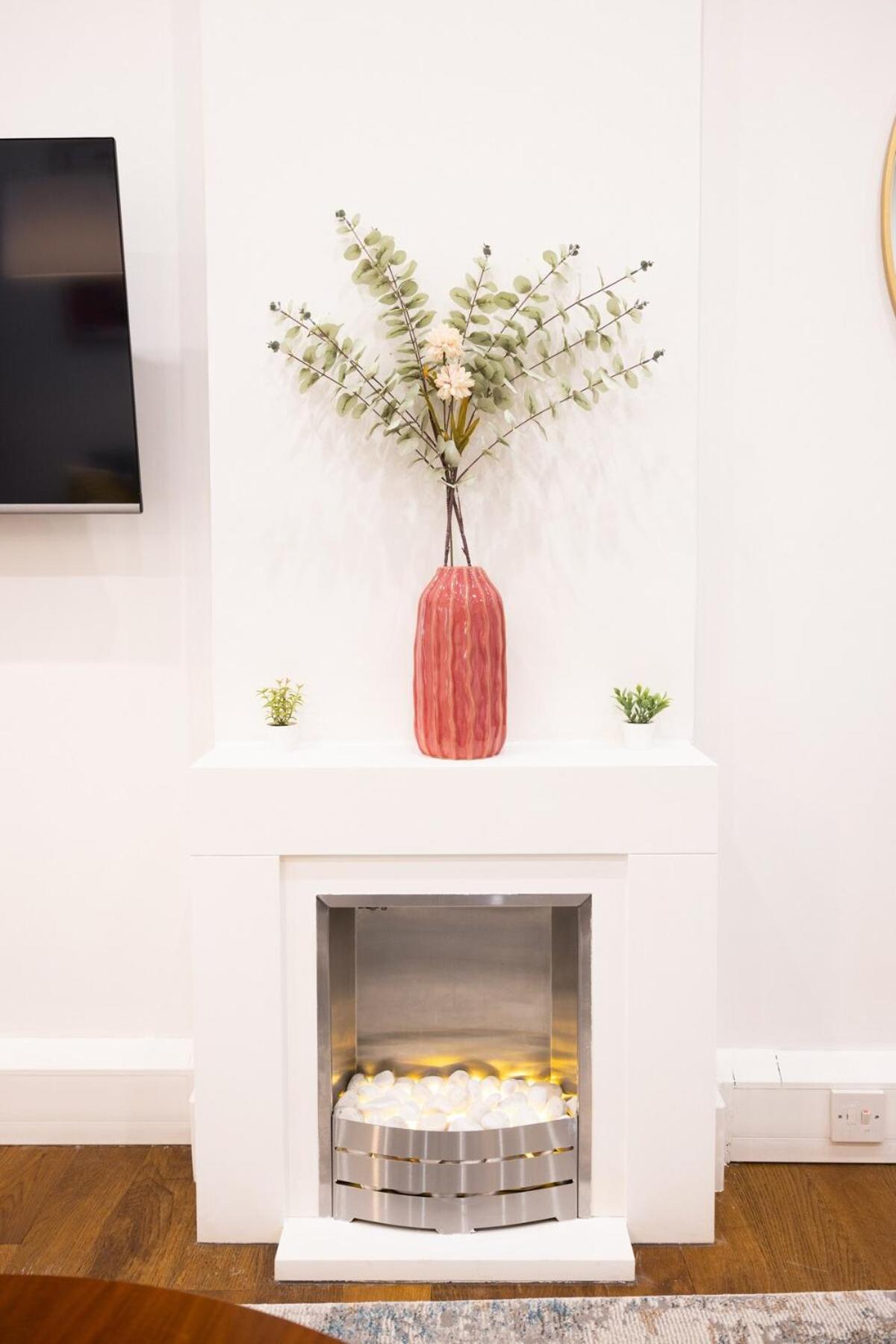 Bright And Cosy 100m From Trafalgar Square * London