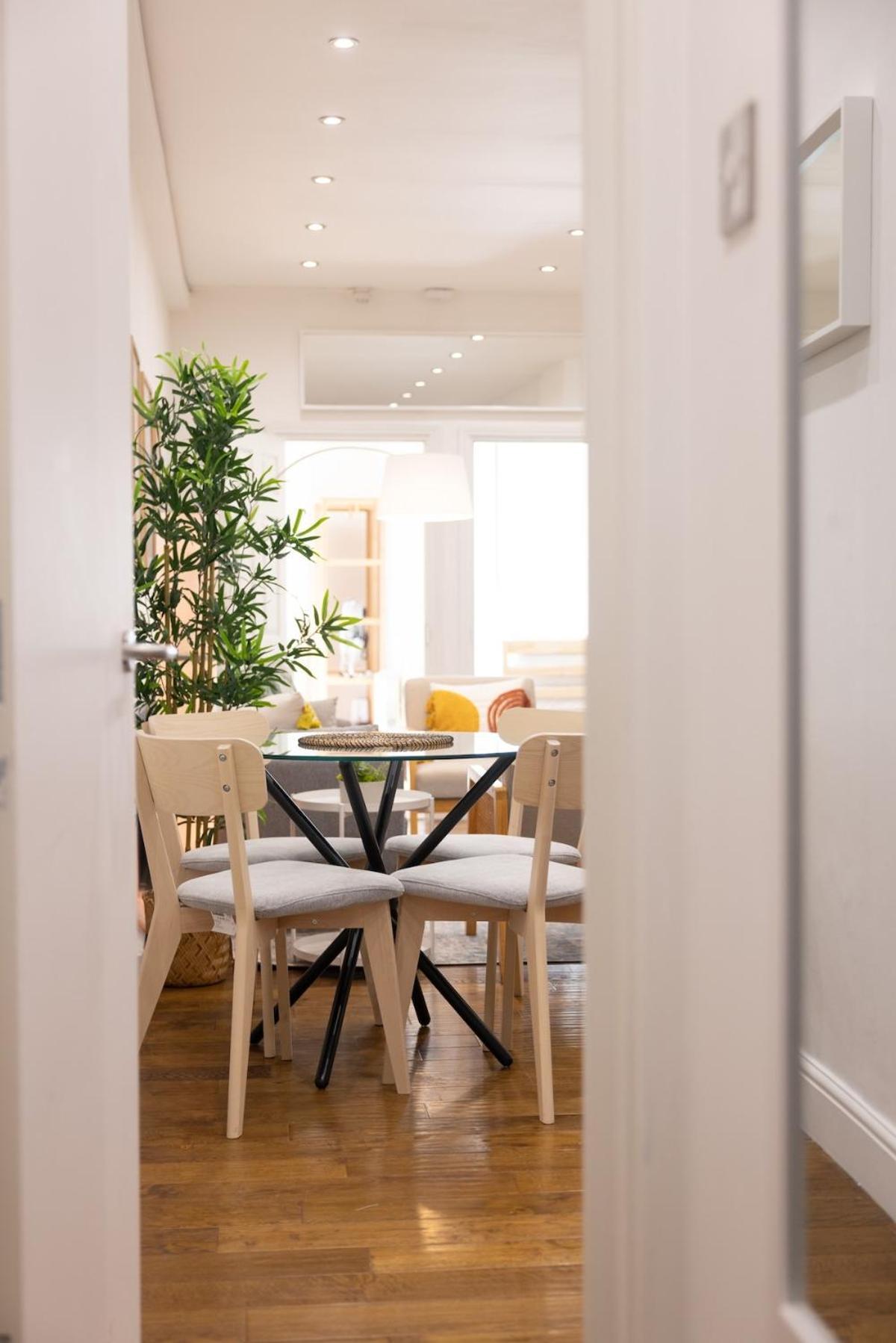 Bright And Cosy 100m From Trafalgar Square London