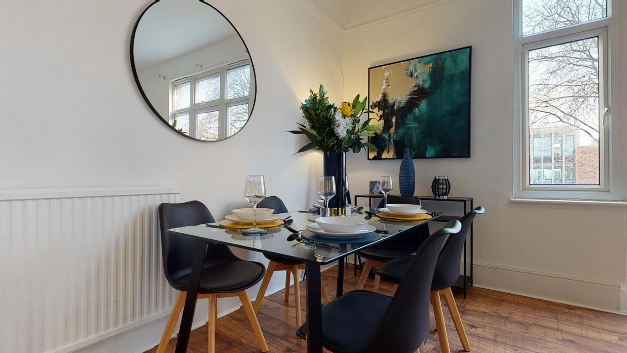 Large Dulwich 3 Bedroom Near Kings College Hospital