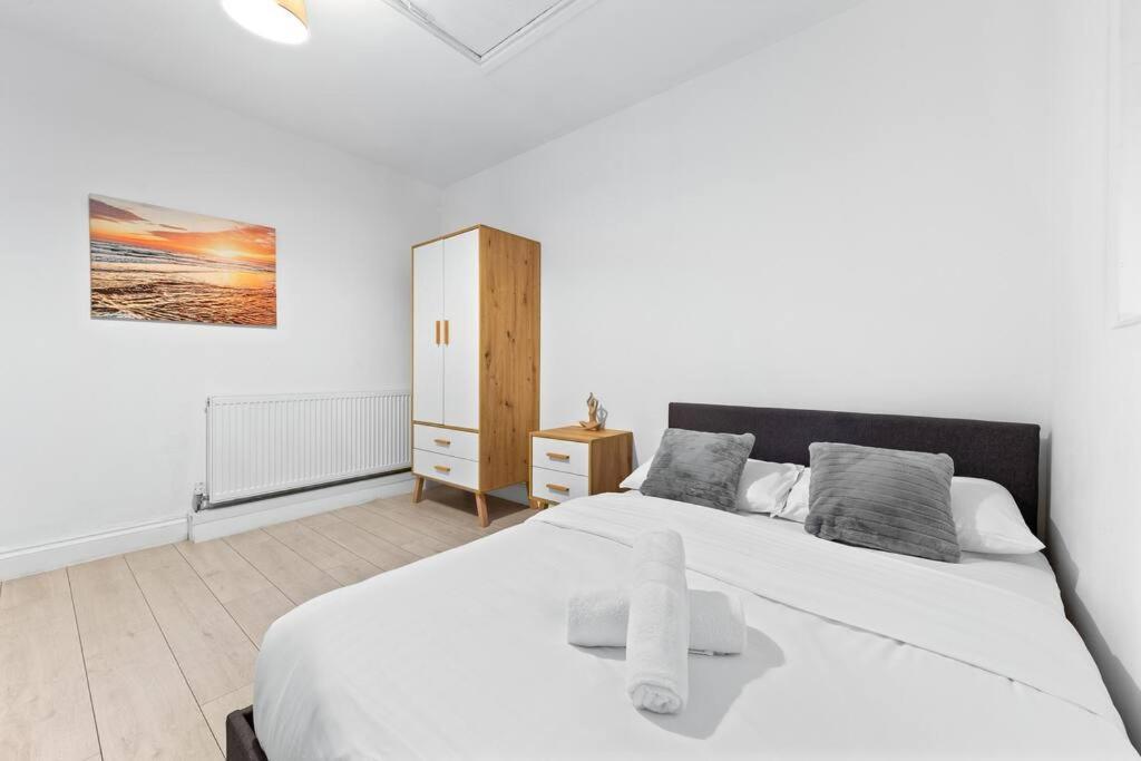Near Kings Cross Sleep 12 Sp7 Lejlighed London