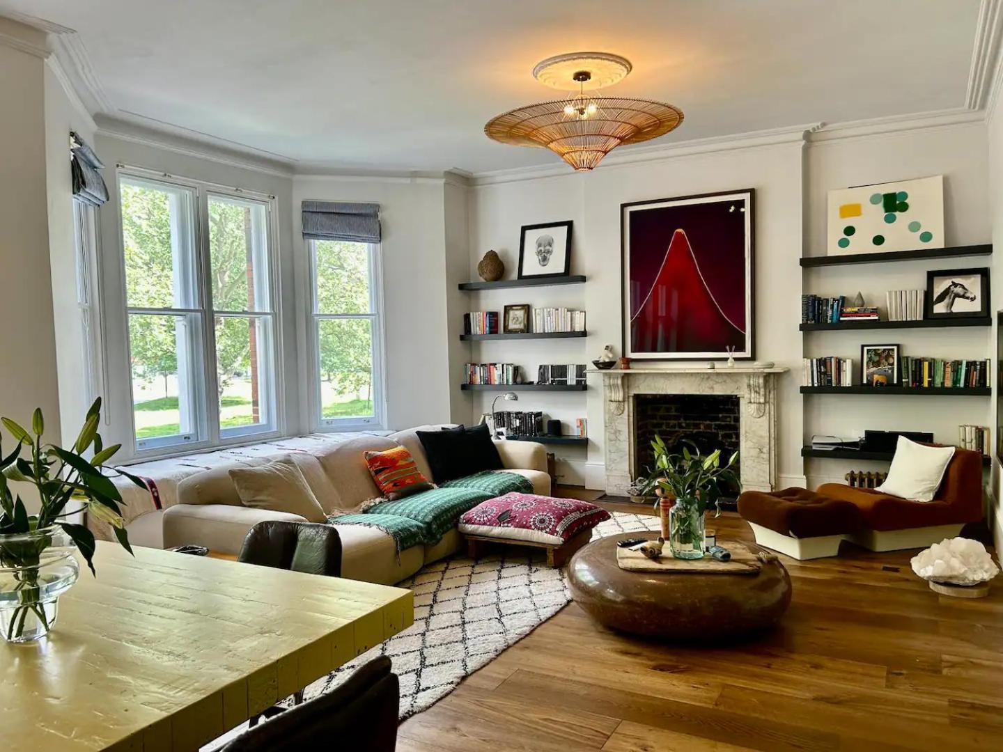 Apartment A Spacious With Style London