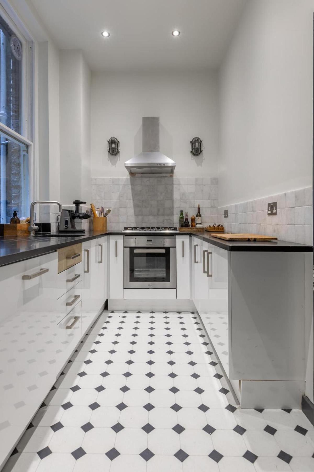 A Spacious With Style * London
