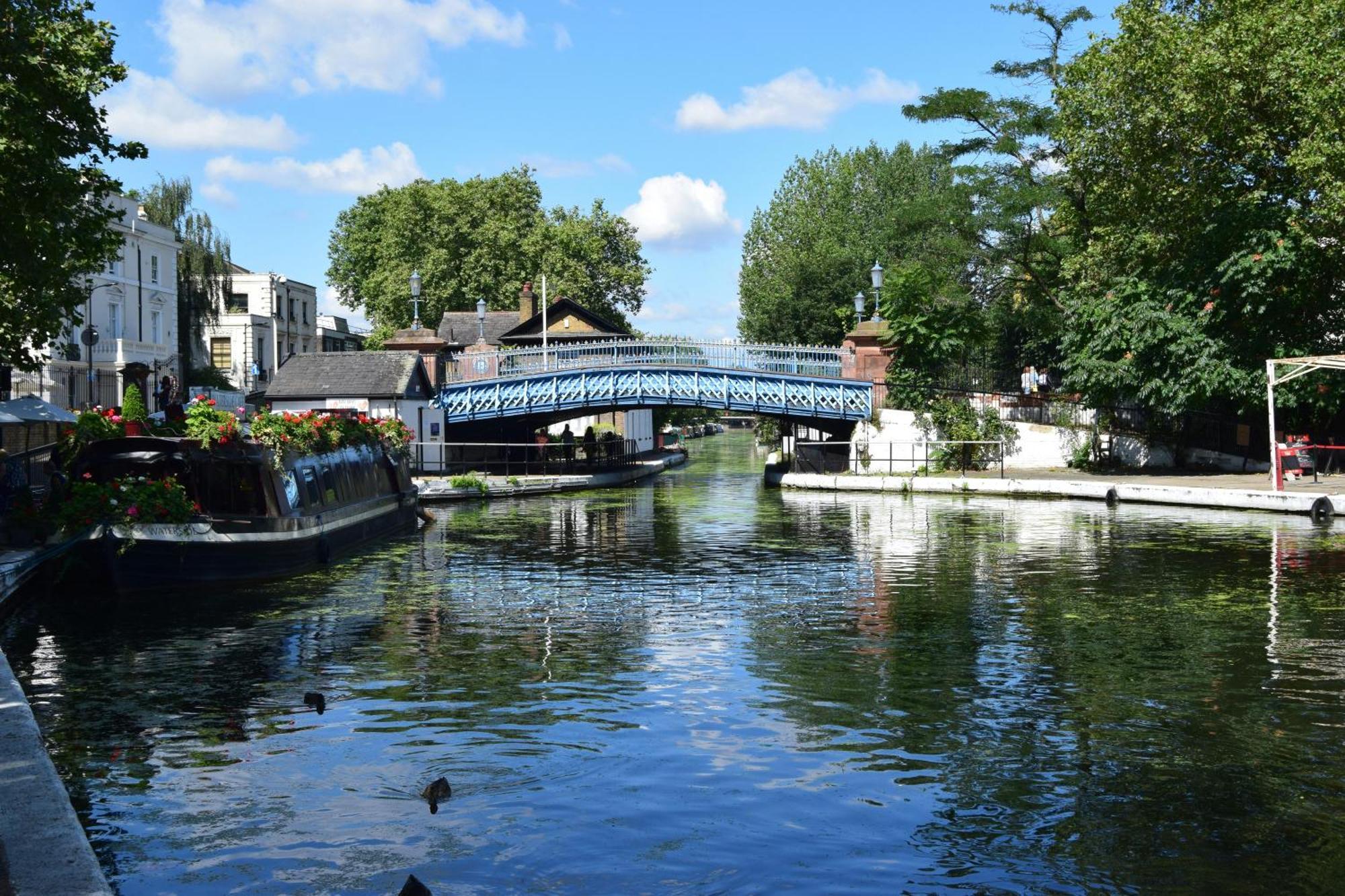 Camden Lock By Condokeeper * Londen