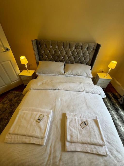 Entire 1bed Stratford Westfield Apartment *