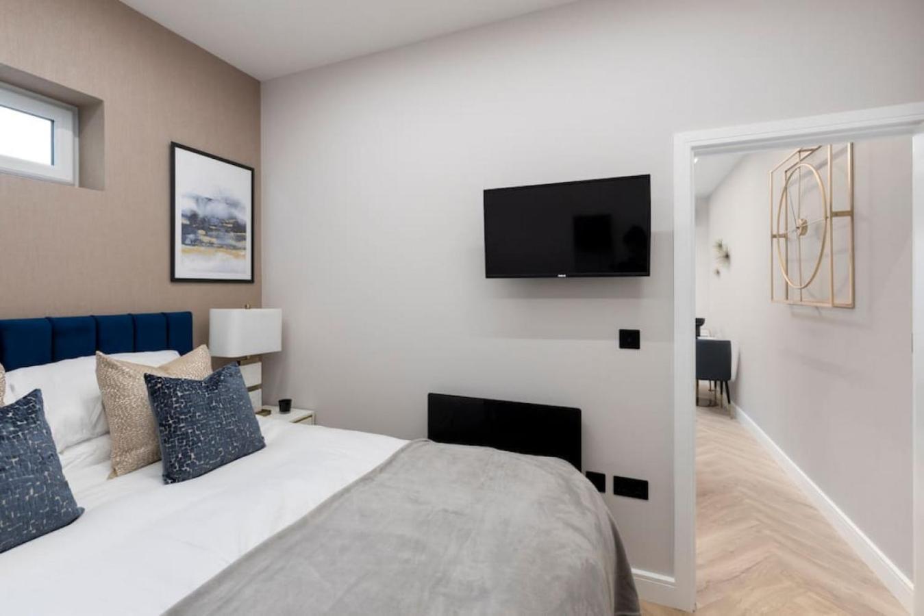 Appartement 5 Star Accommodation, 2 Minutes To Brent Cross Station Londres