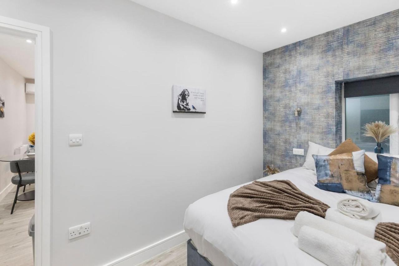 Stylish Modern Gem Golders Green Appartement Londen