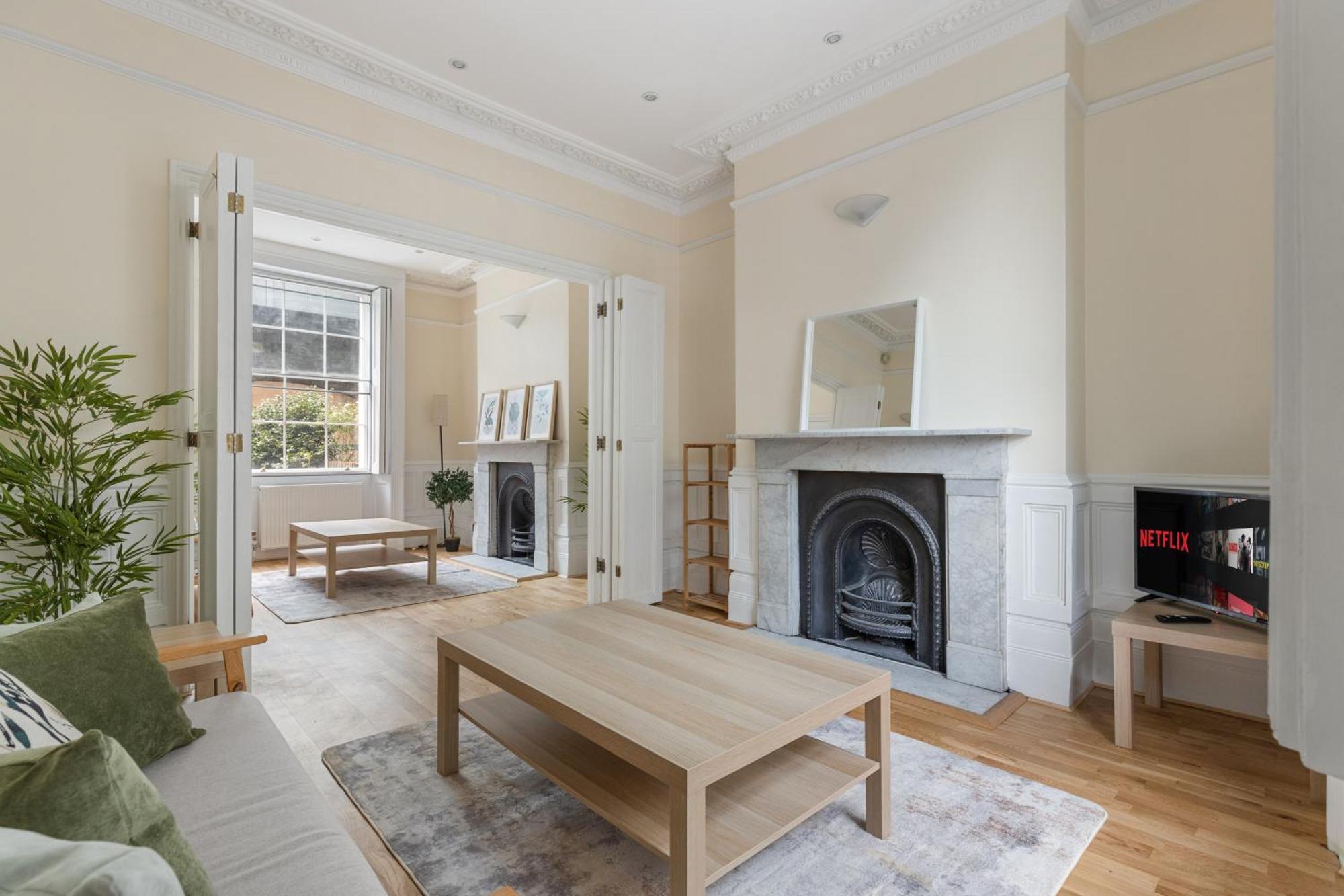 Parea Living - Spacious 4 Story House, Families, Big Groups Appartement