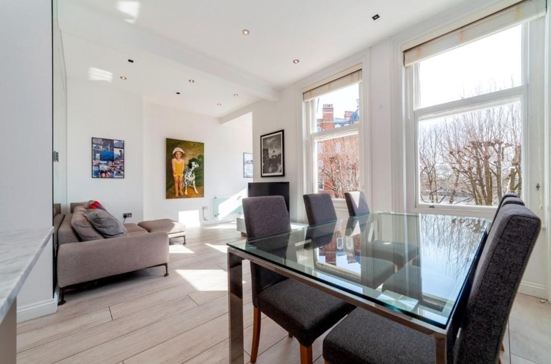 Elegant 2-bedroom Flat Near Bridge - Perfect Location With Easy Access London