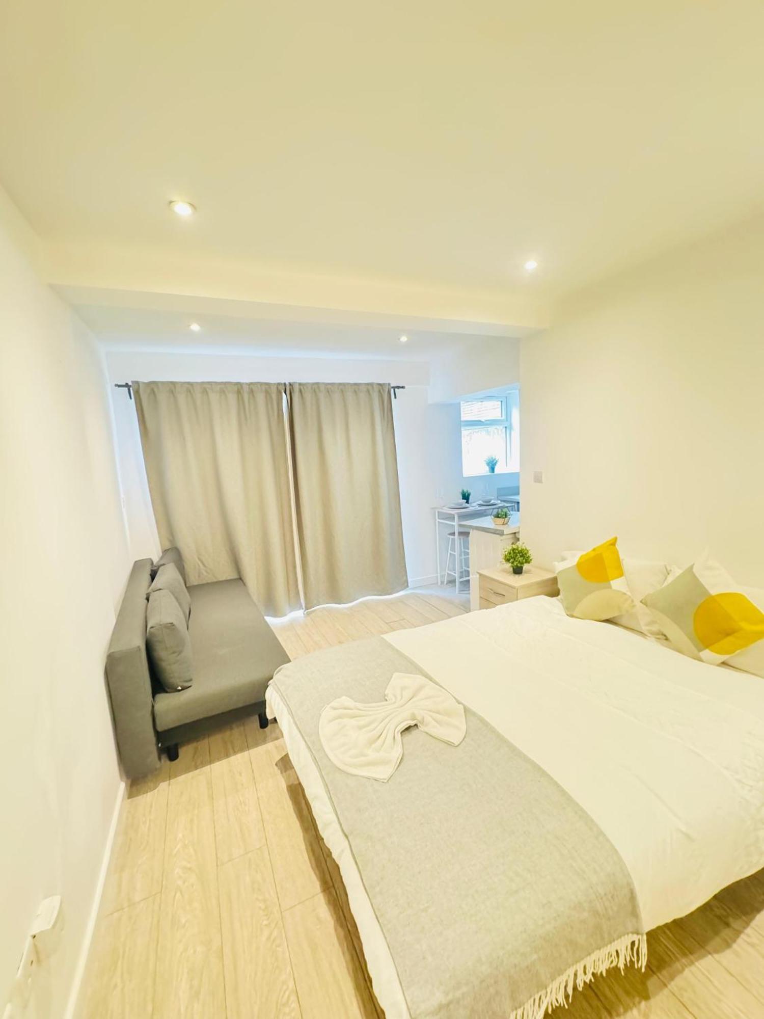 Studio Near Central *