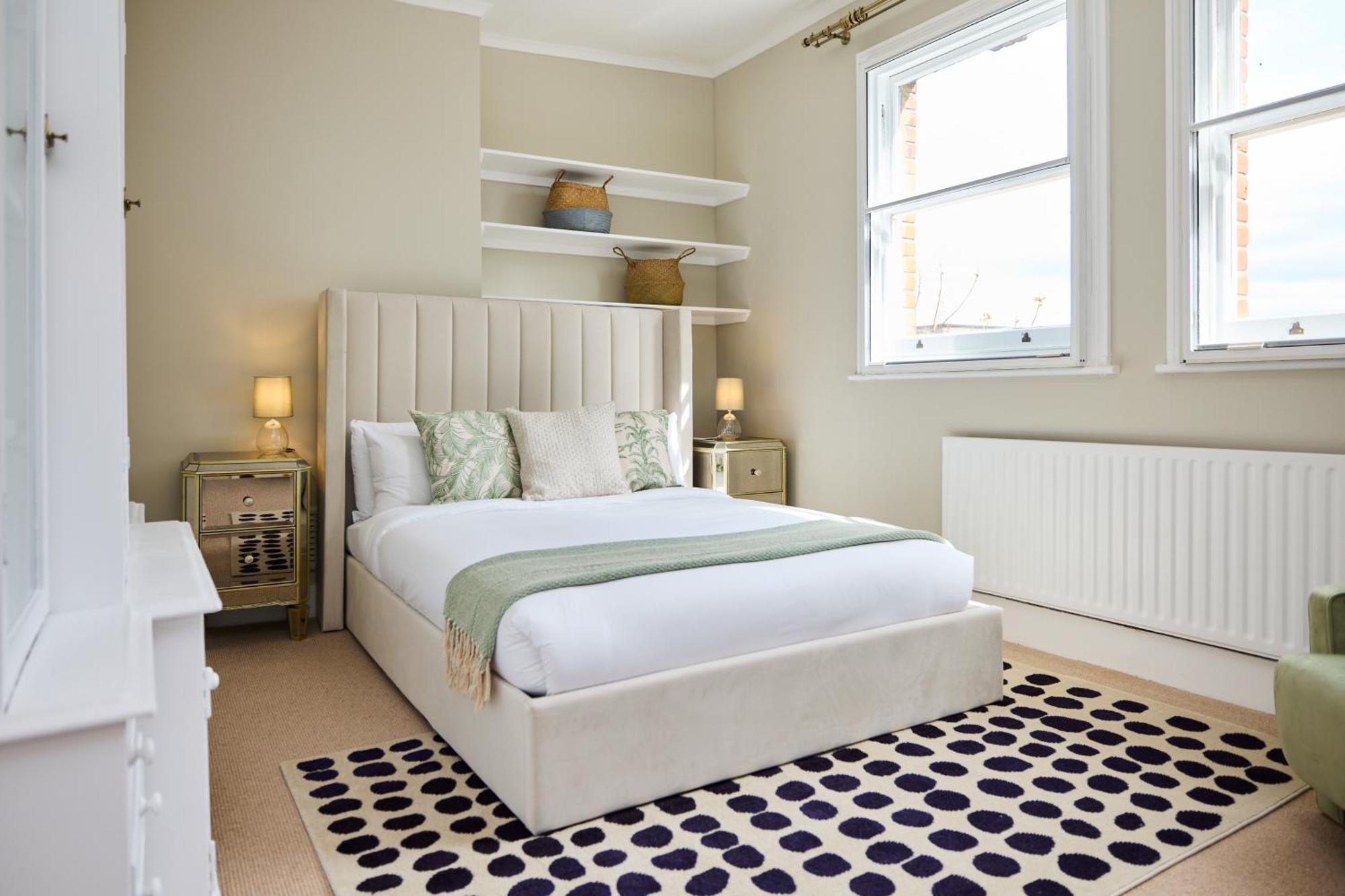 The Earl's Court Hideout - Lovely 4bdr House With Garden Apartment