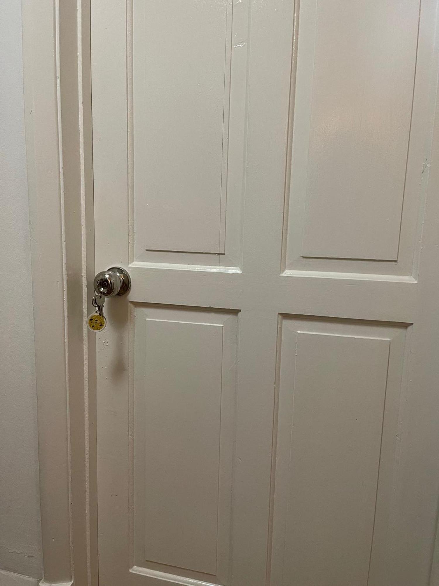 Large Double Bedroom 10 Minutes To Gasthof *