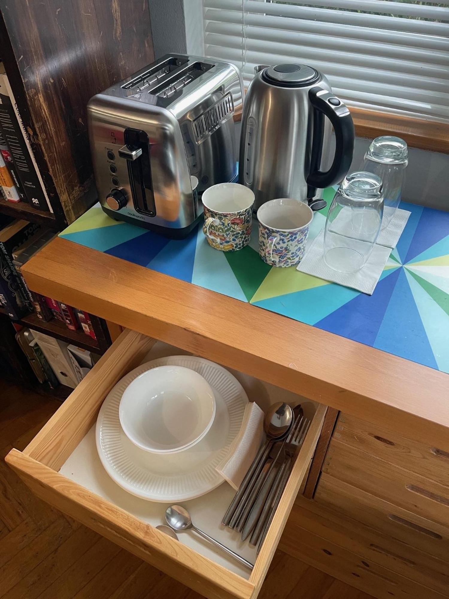 Large Double Bedroom 10 Minutes To Gasthof London