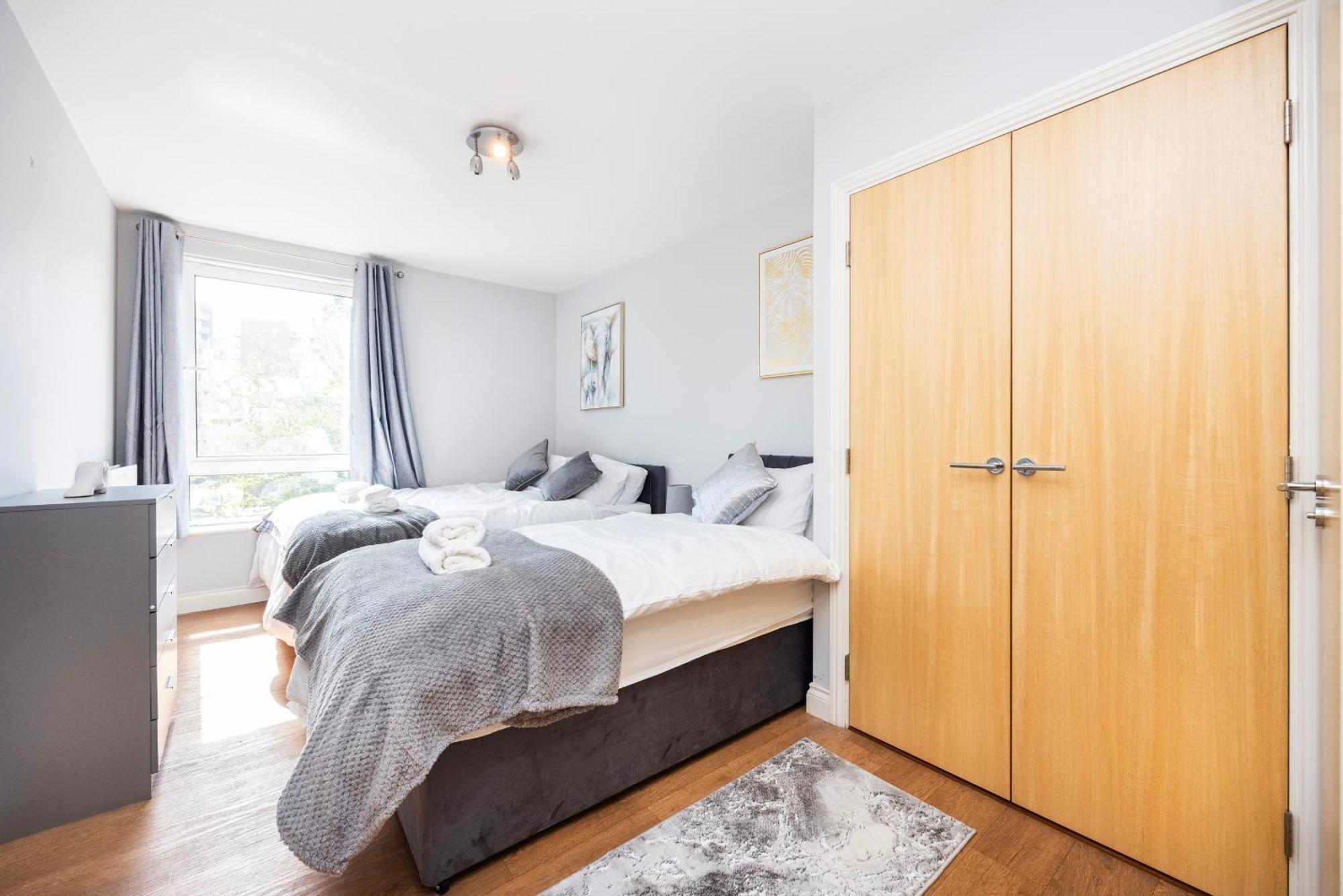 Modern 2 Bed Flat In Greenwich Appartement