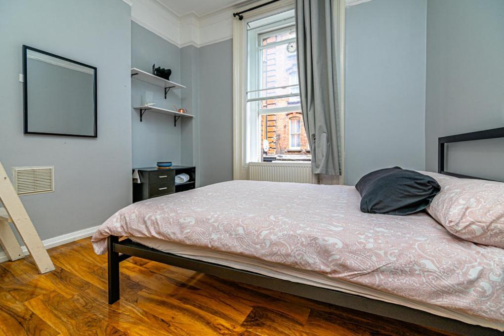 Private In Quirky Soho Appart hôtel Londres
