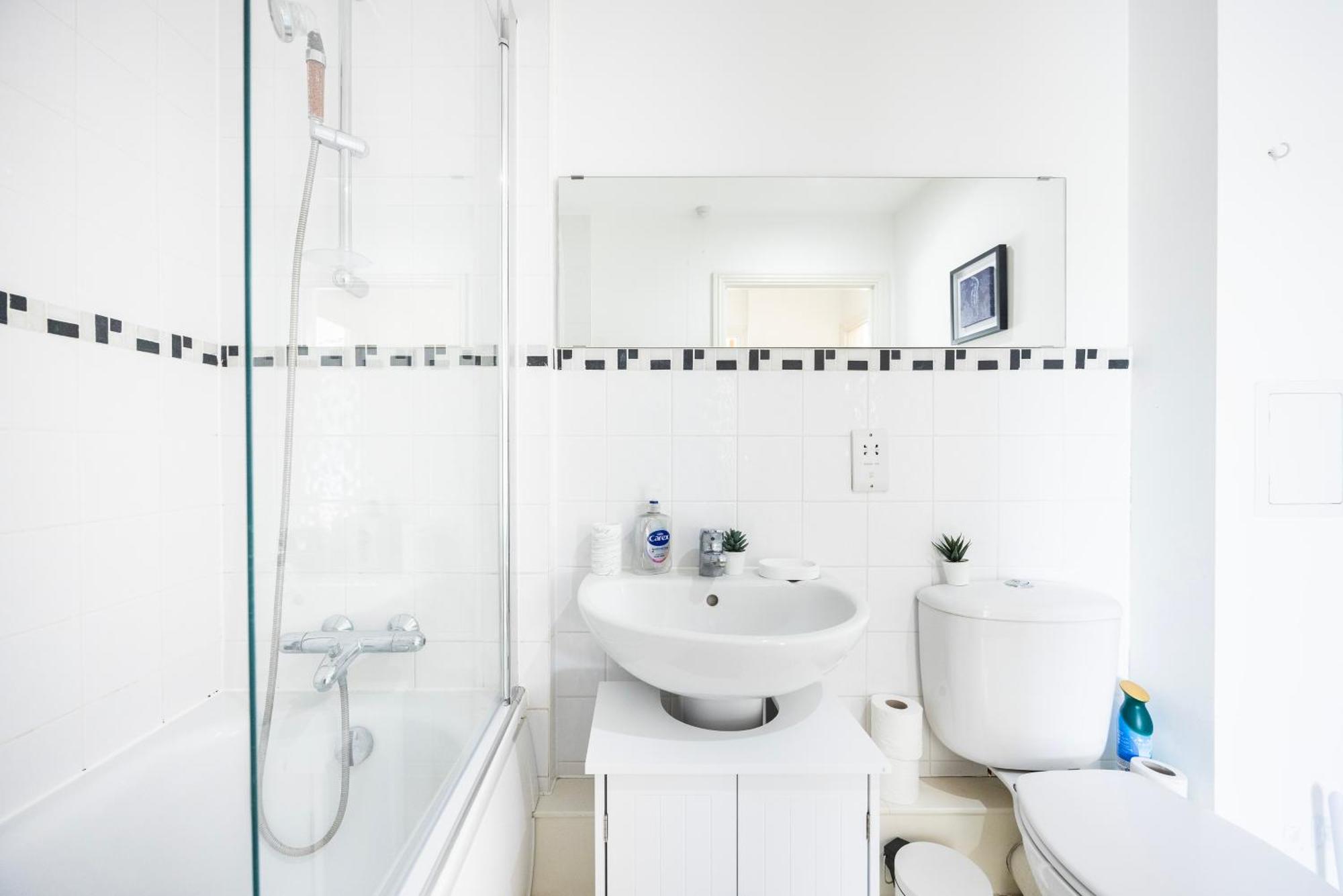 Modern 2 Bed Flat In Greenwich Appartement