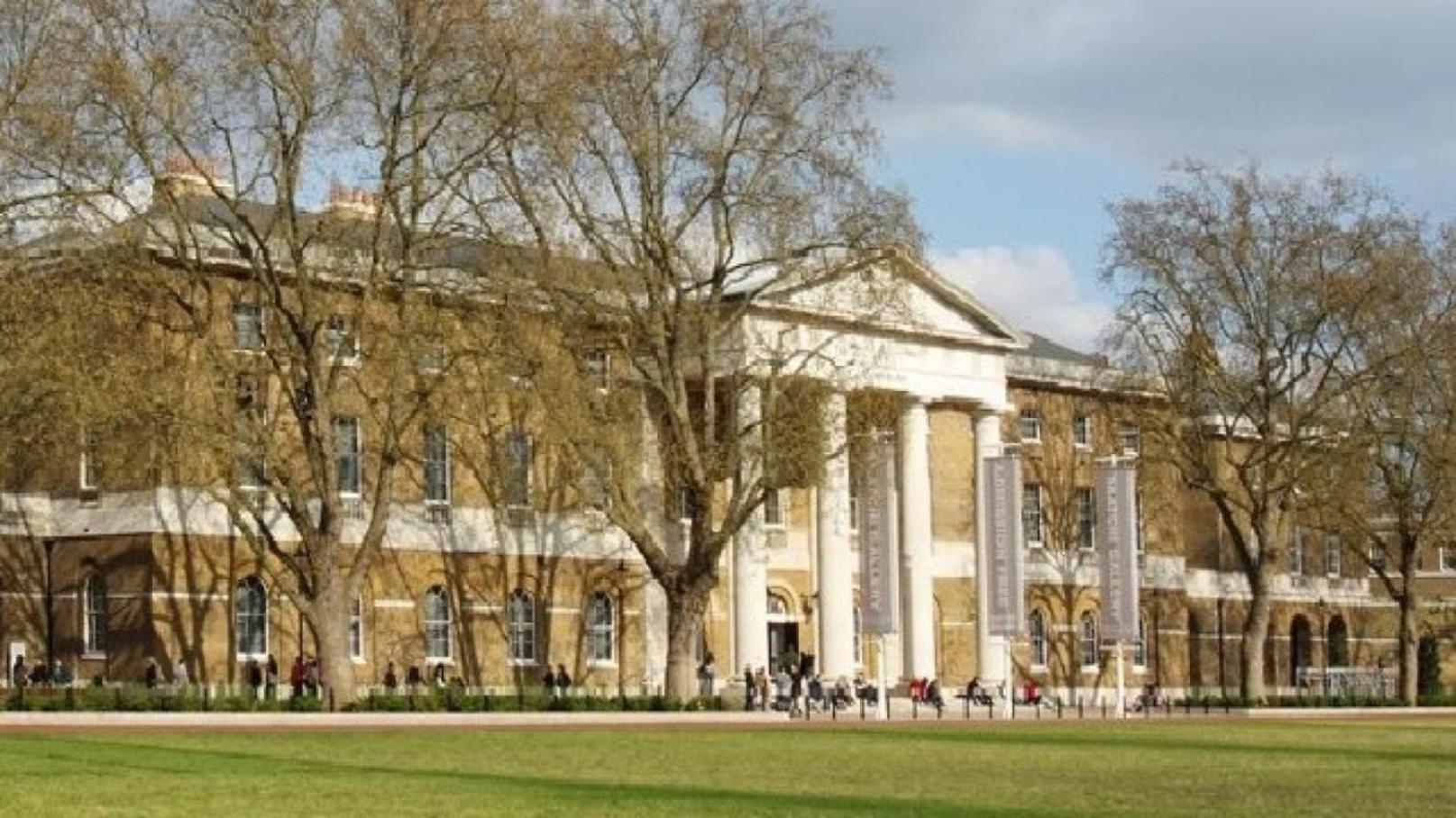 Refined 2 Bedroom Flat Few Steps From The Oval Apartment London