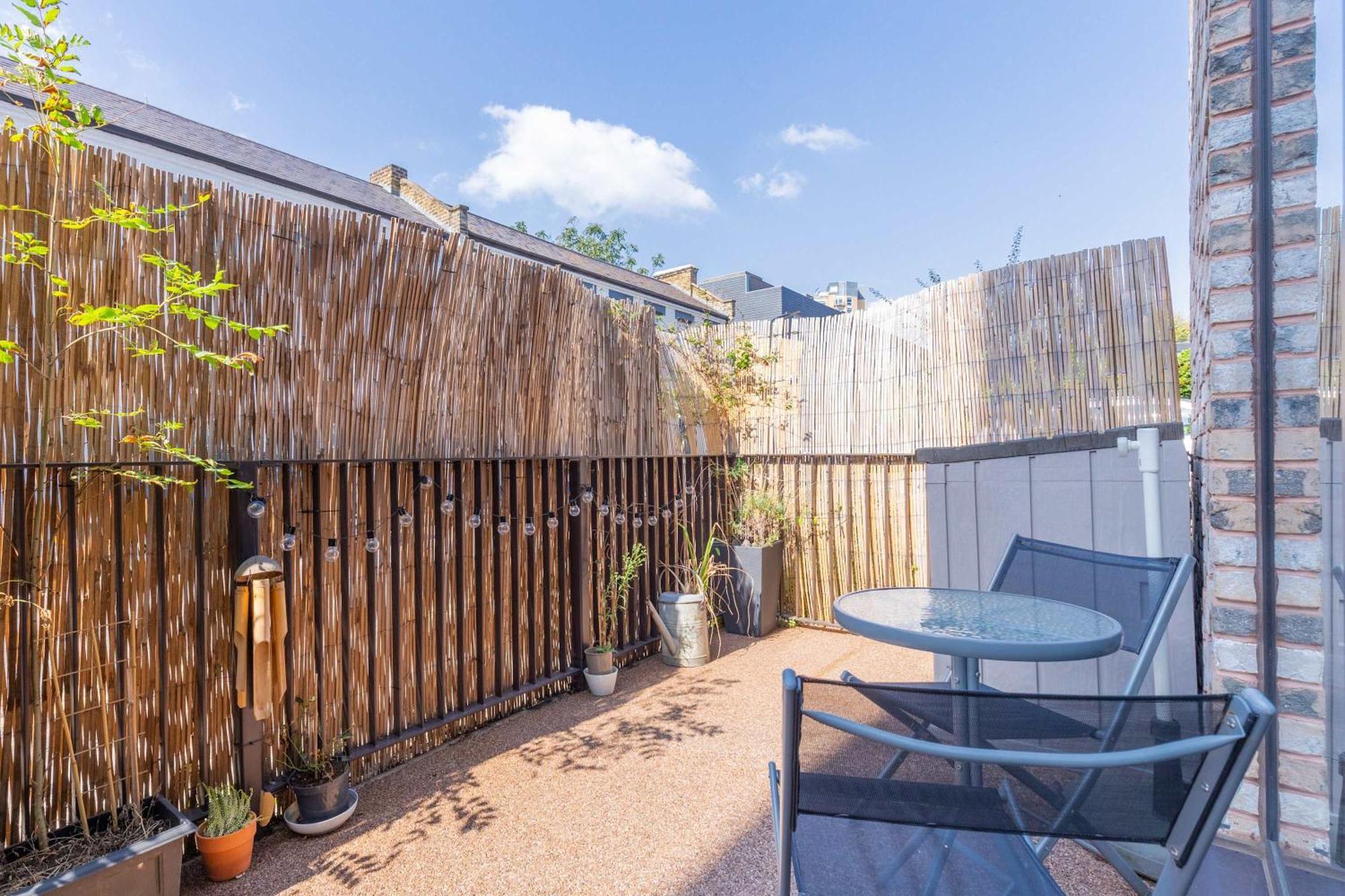 Stylish In Hackney With Private Terrace Apartment