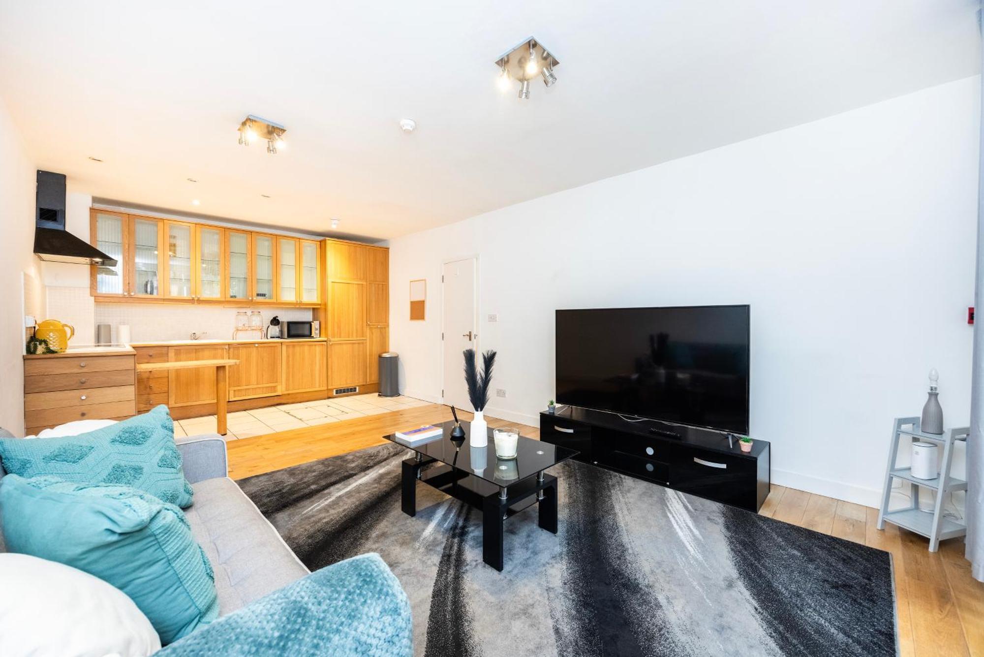 Modern 1 Bedroom Near Earls Court London
