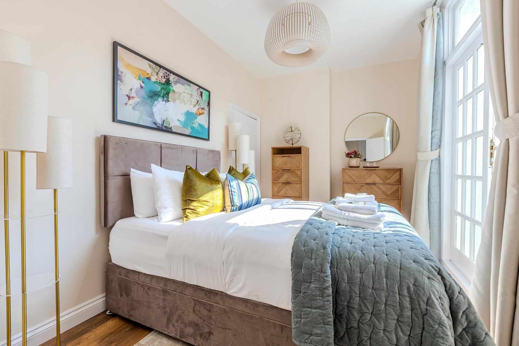 Stylish 2br Flat With Terrace In North Kensington Appartement *