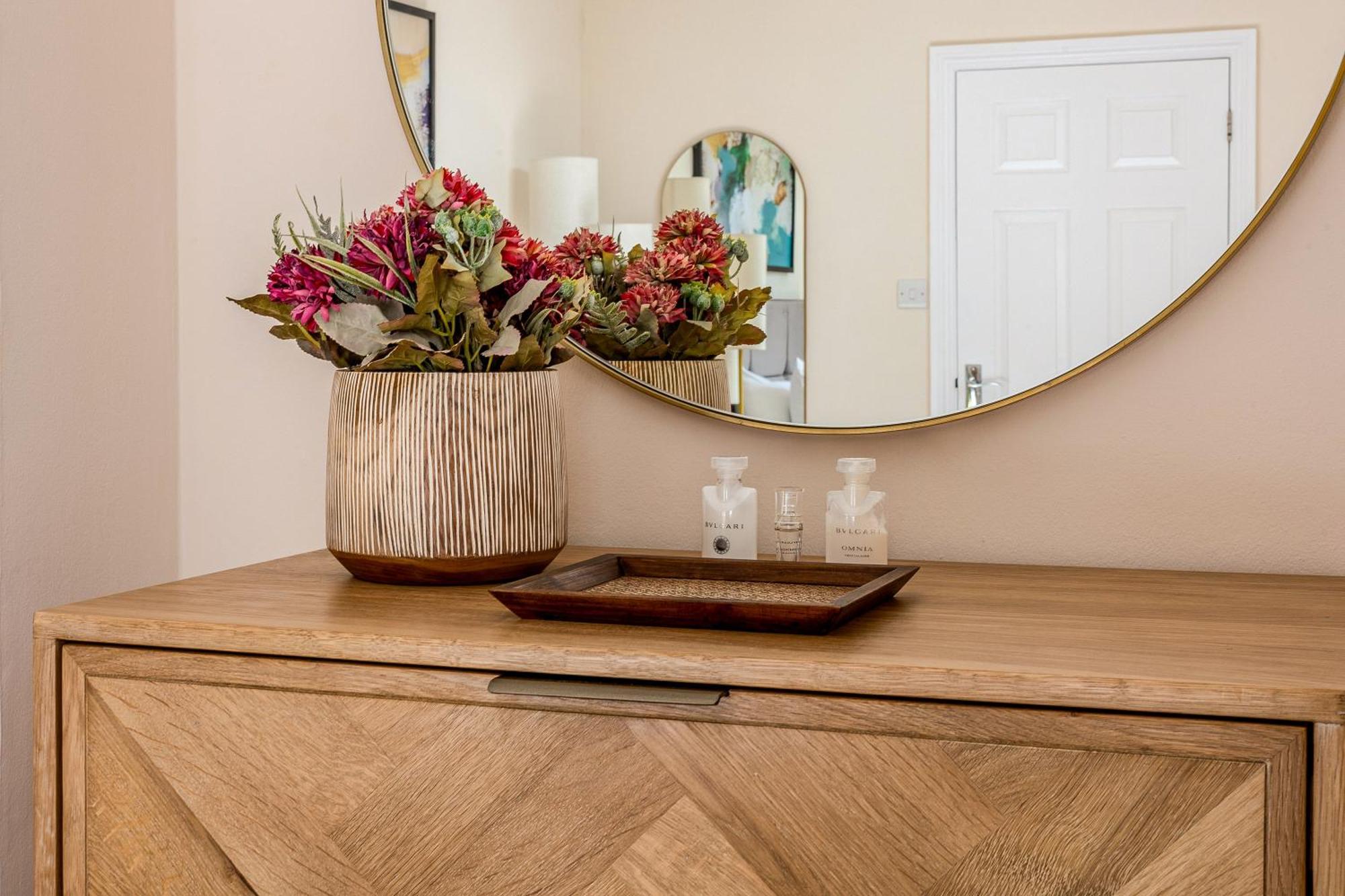 Stylish 2br Flat With Terrace In North Kensington Londen