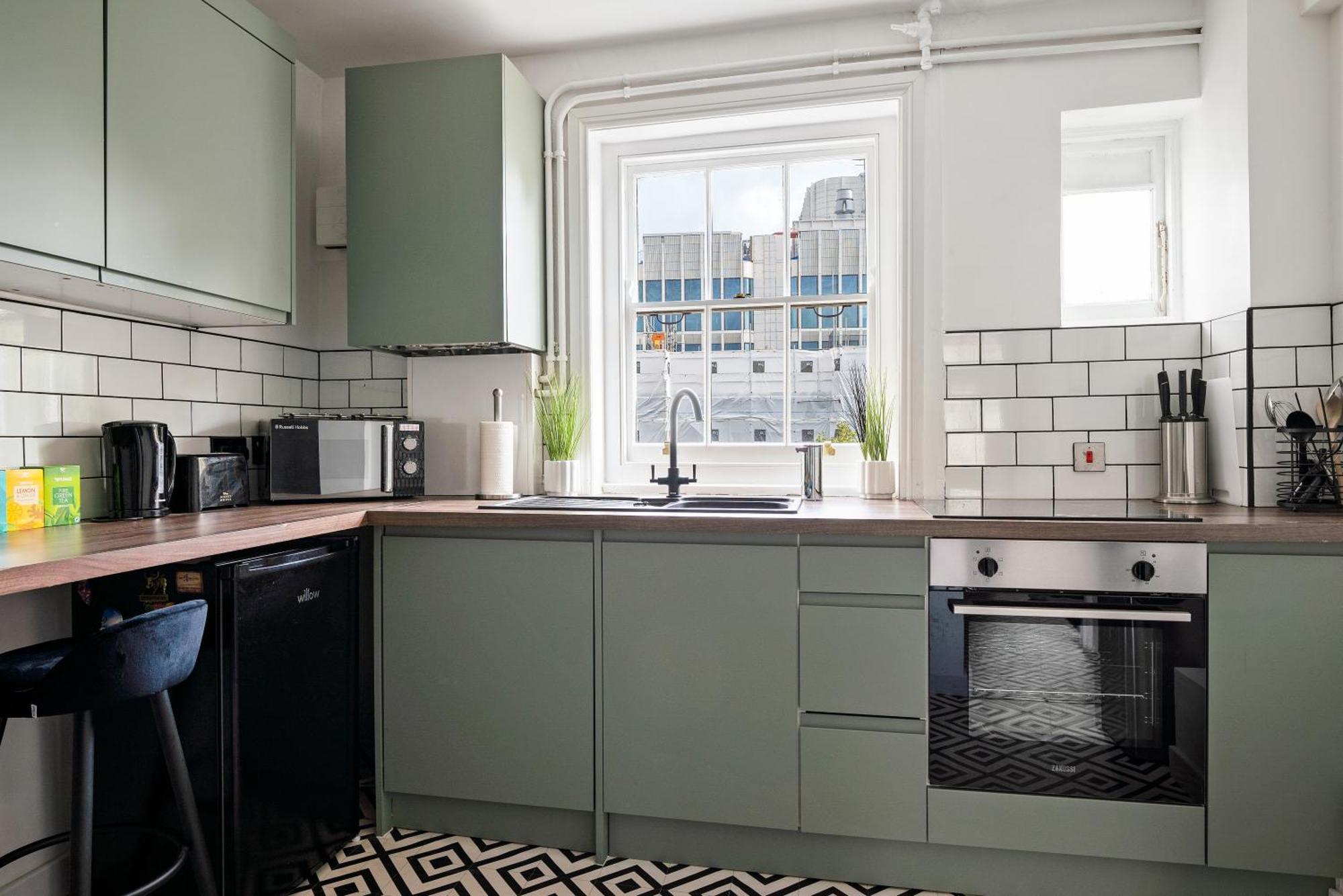 Apartment Victorian Charm *