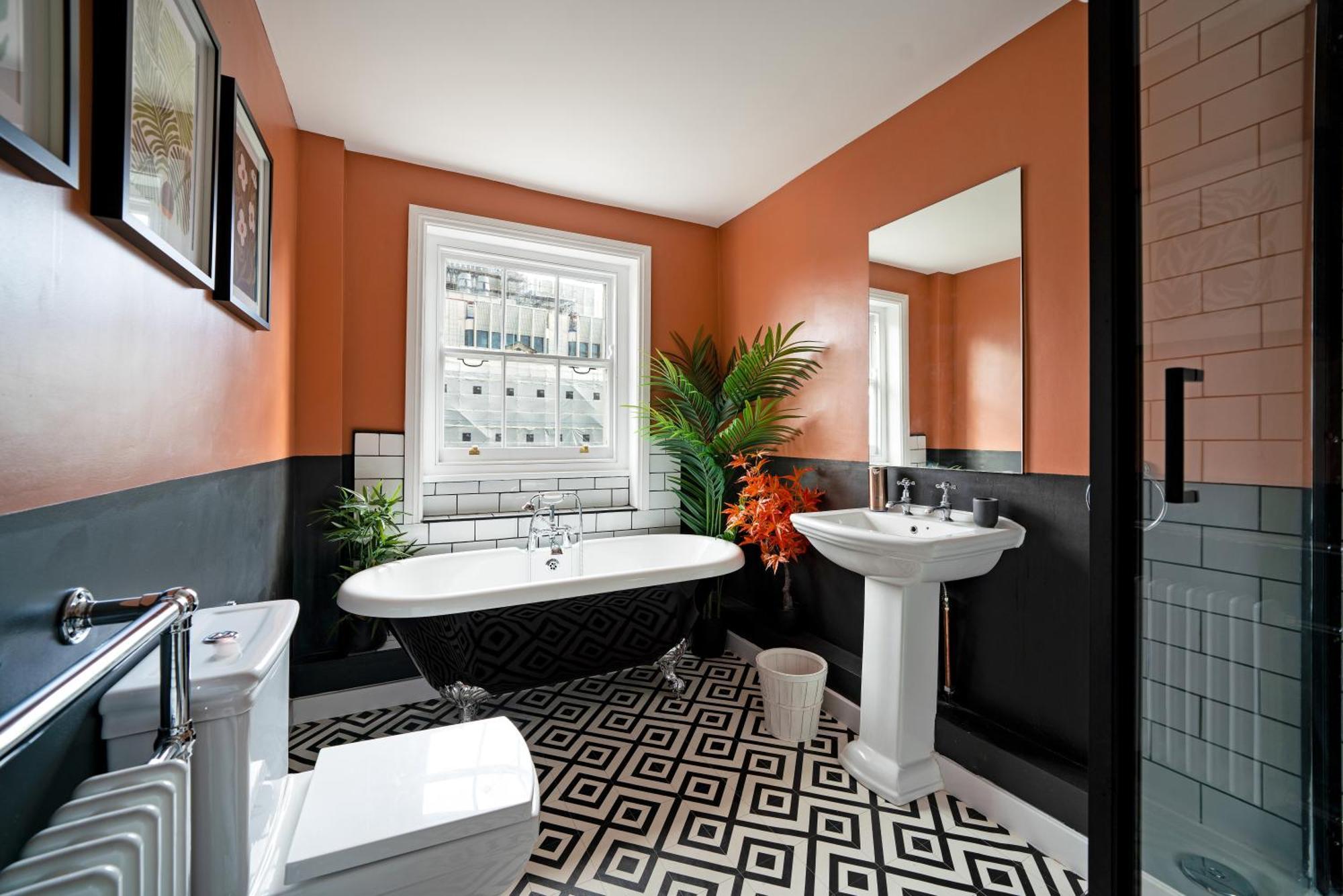Apartment Victorian Charm