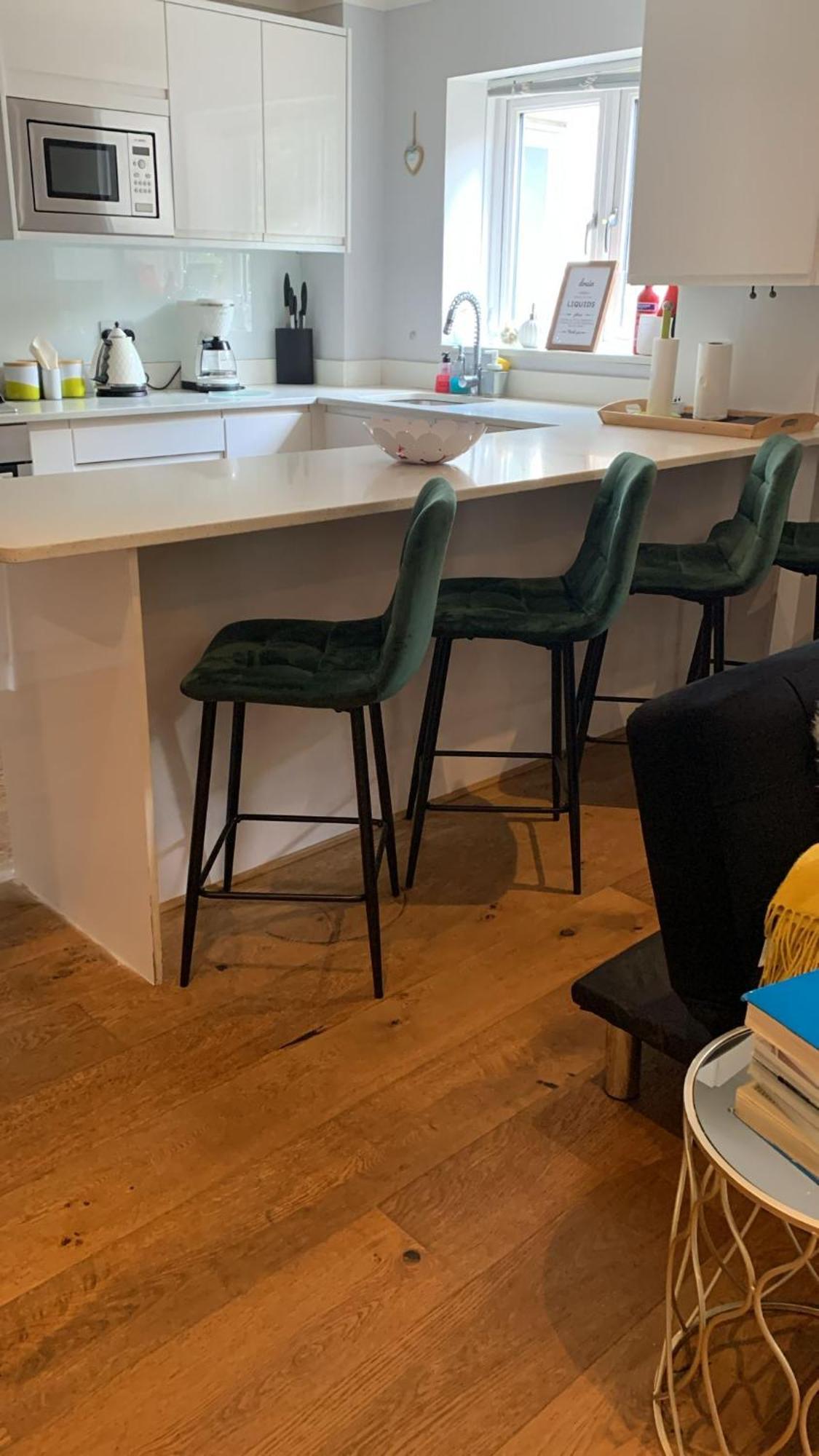 Three Bedroom By Beautiful Park Leilighet London