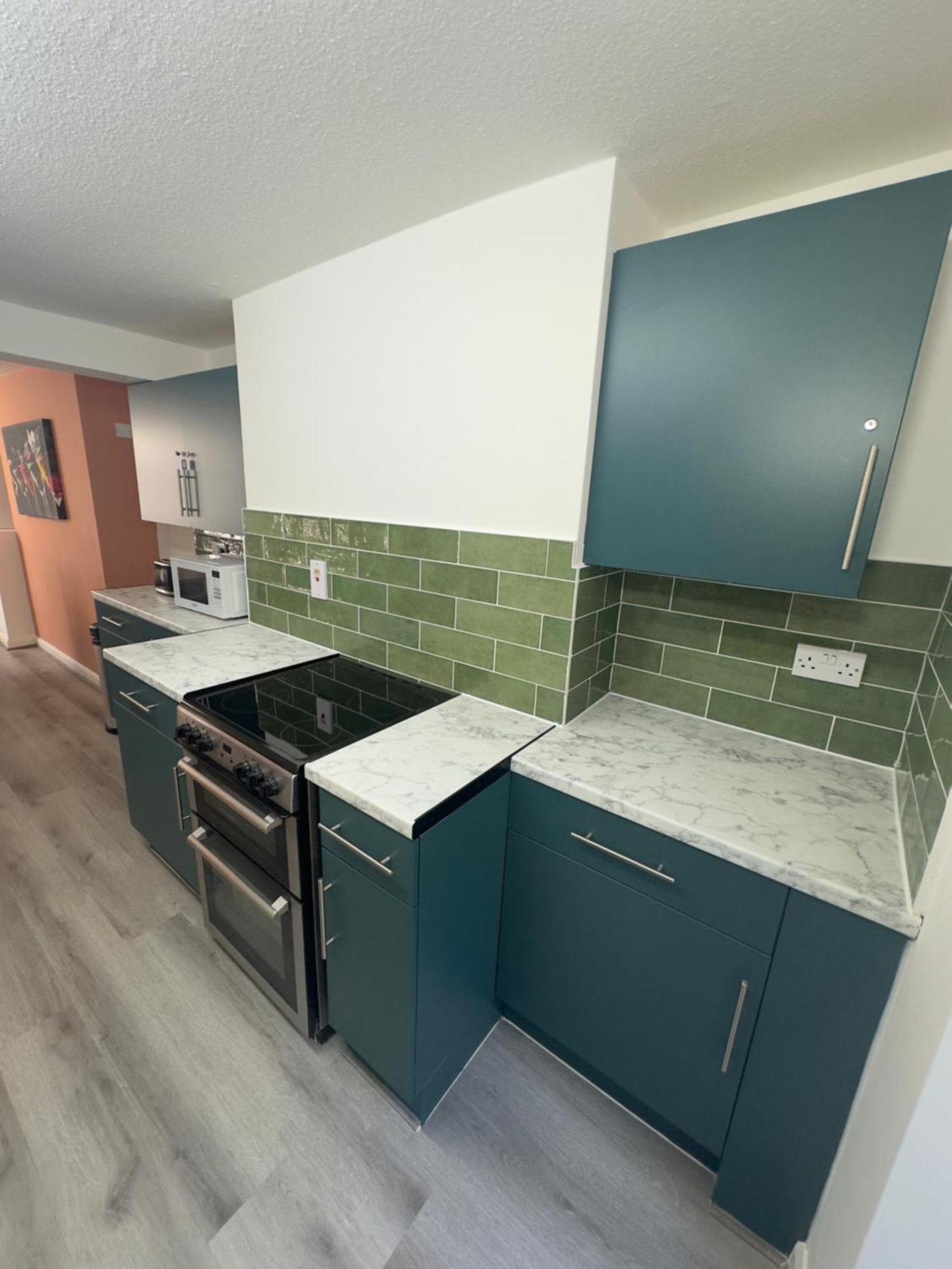 Newly Decorated 5-bed Hackney Townhouse * Londen