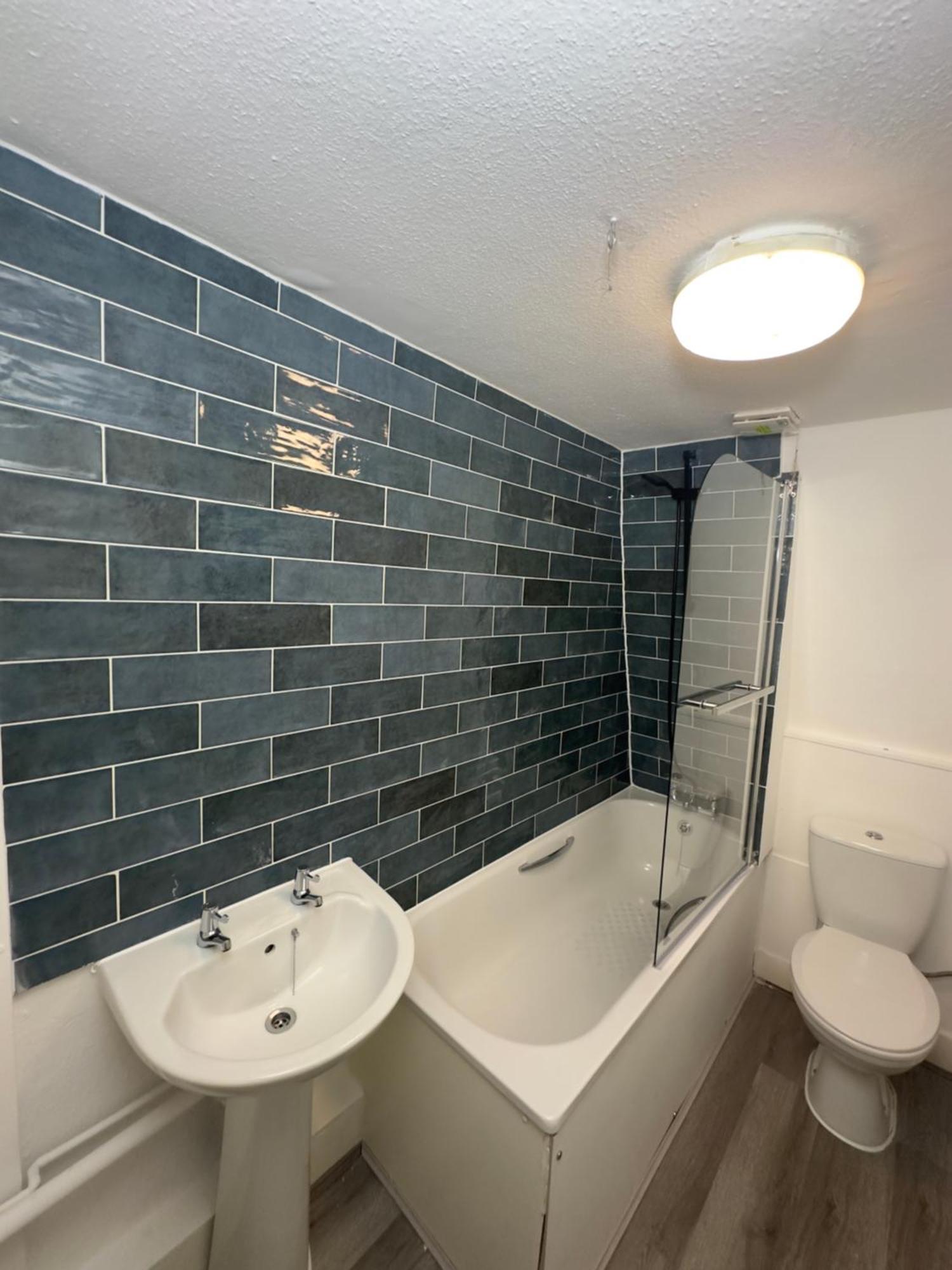Newly Decorated 5-bed Hackney Townhouse Londen