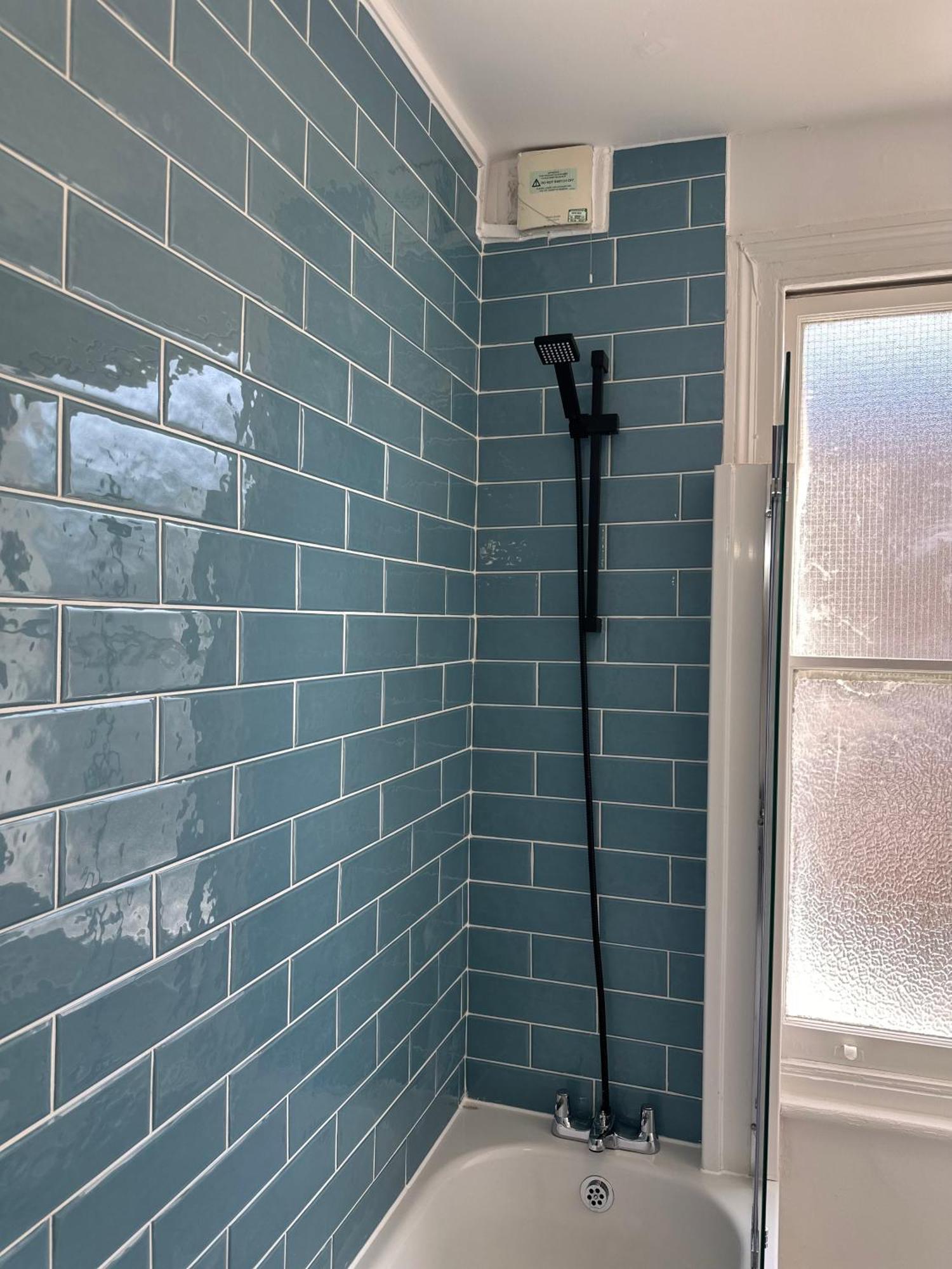 Newly Decorated 5-bed Hackney Townhouse * Londen