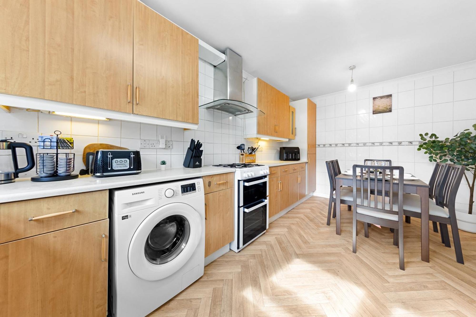 Cozylease 3-bed Canary Wharf Retreat,near Lcy Feriehus London