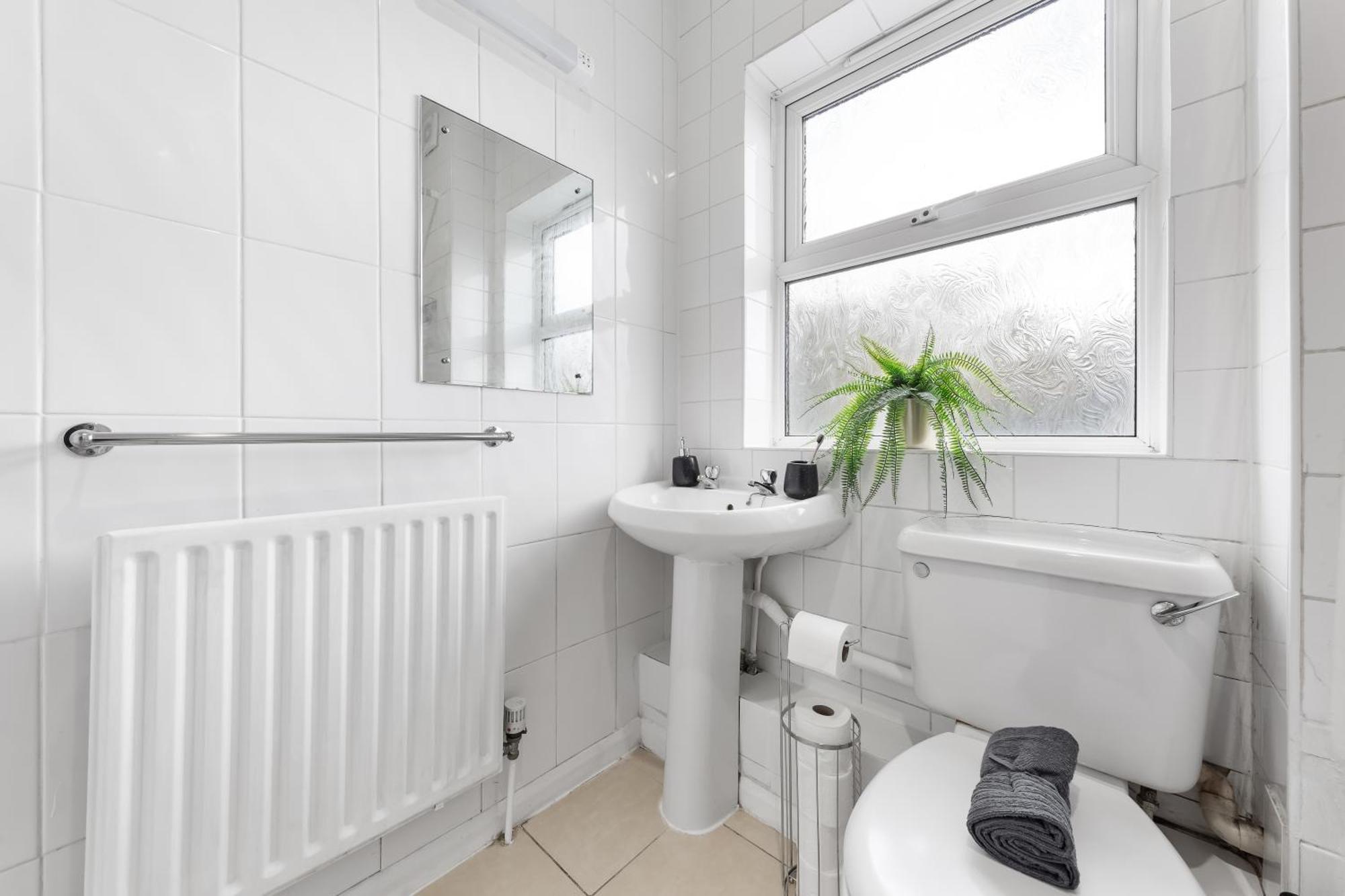 Cozylease 3-bed Canary Wharf Retreat,near Lcy Feriehus *