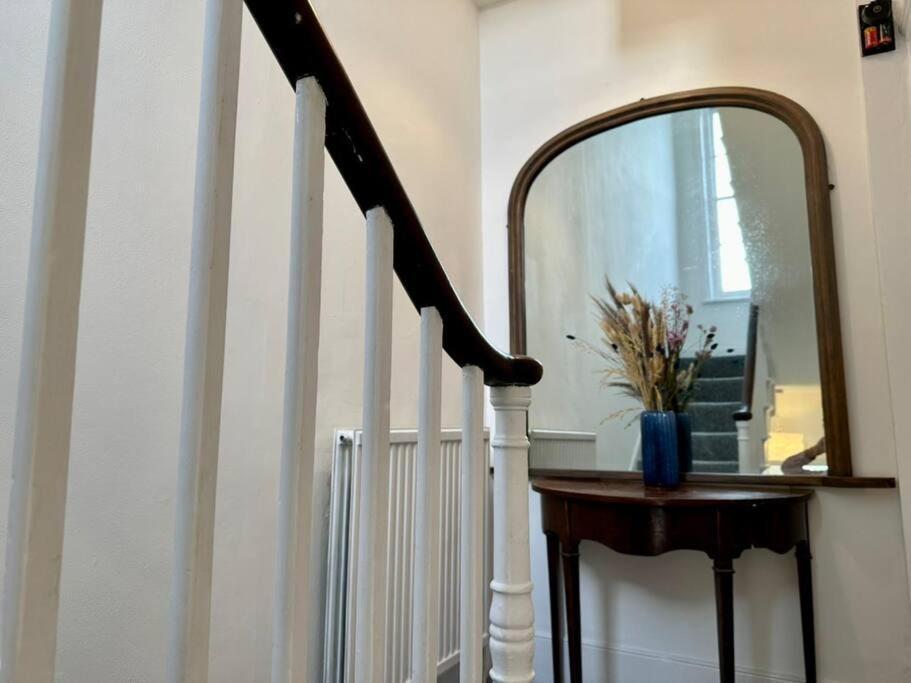 Lägenhet Chelsea Large 2 Bed 2 Bath Sydney Street Sw3 London