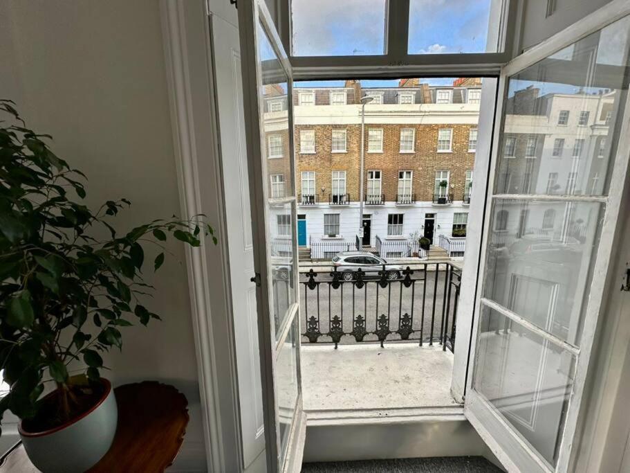 Lägenhet Chelsea Large 2 Bed 2 Bath Sydney Street Sw3