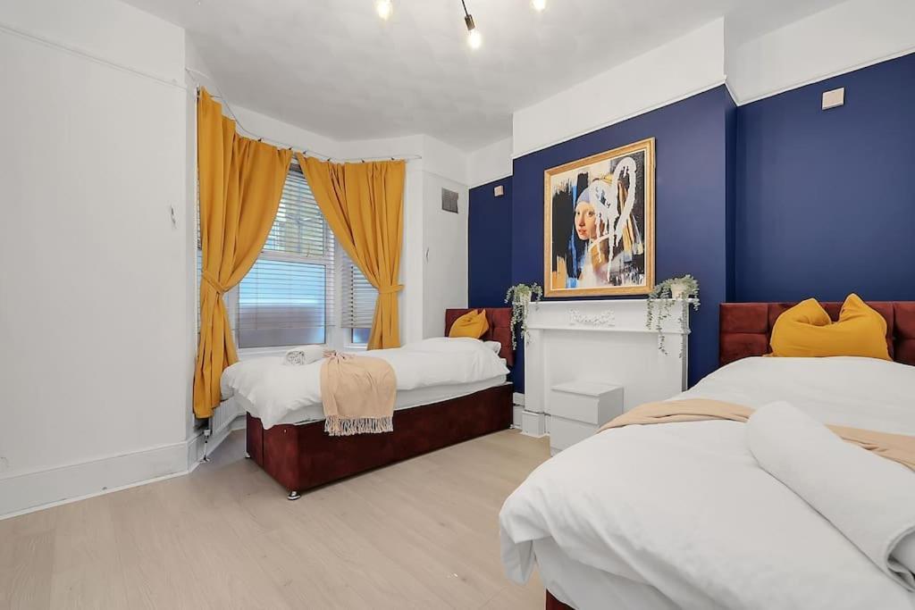 Enquires At The Panel By Harlington 8 Bed Apartment London