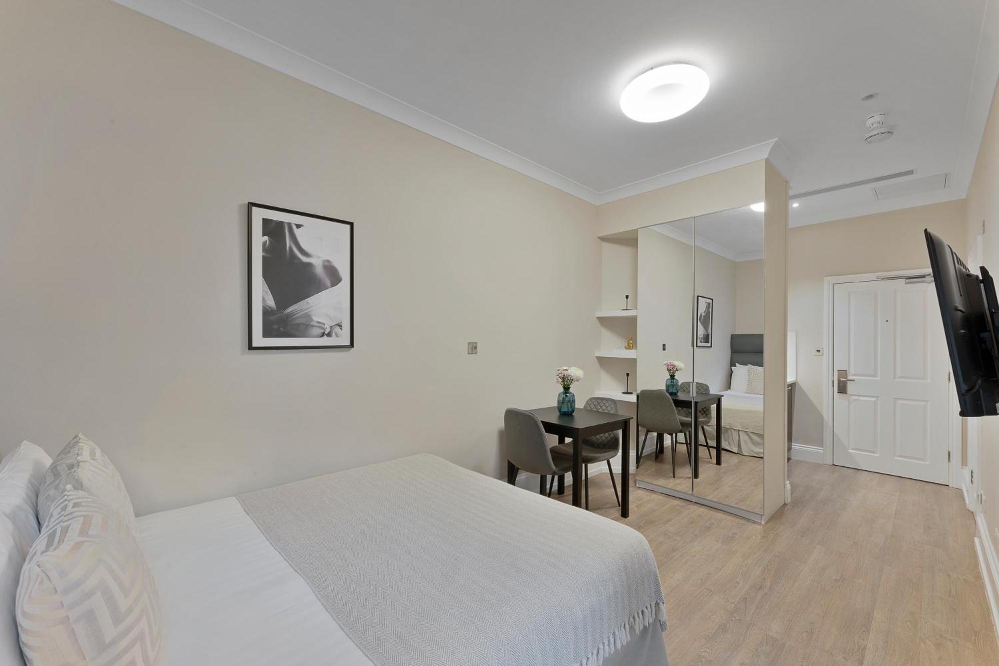 Lägenhet Cleveland Residences Kensington
