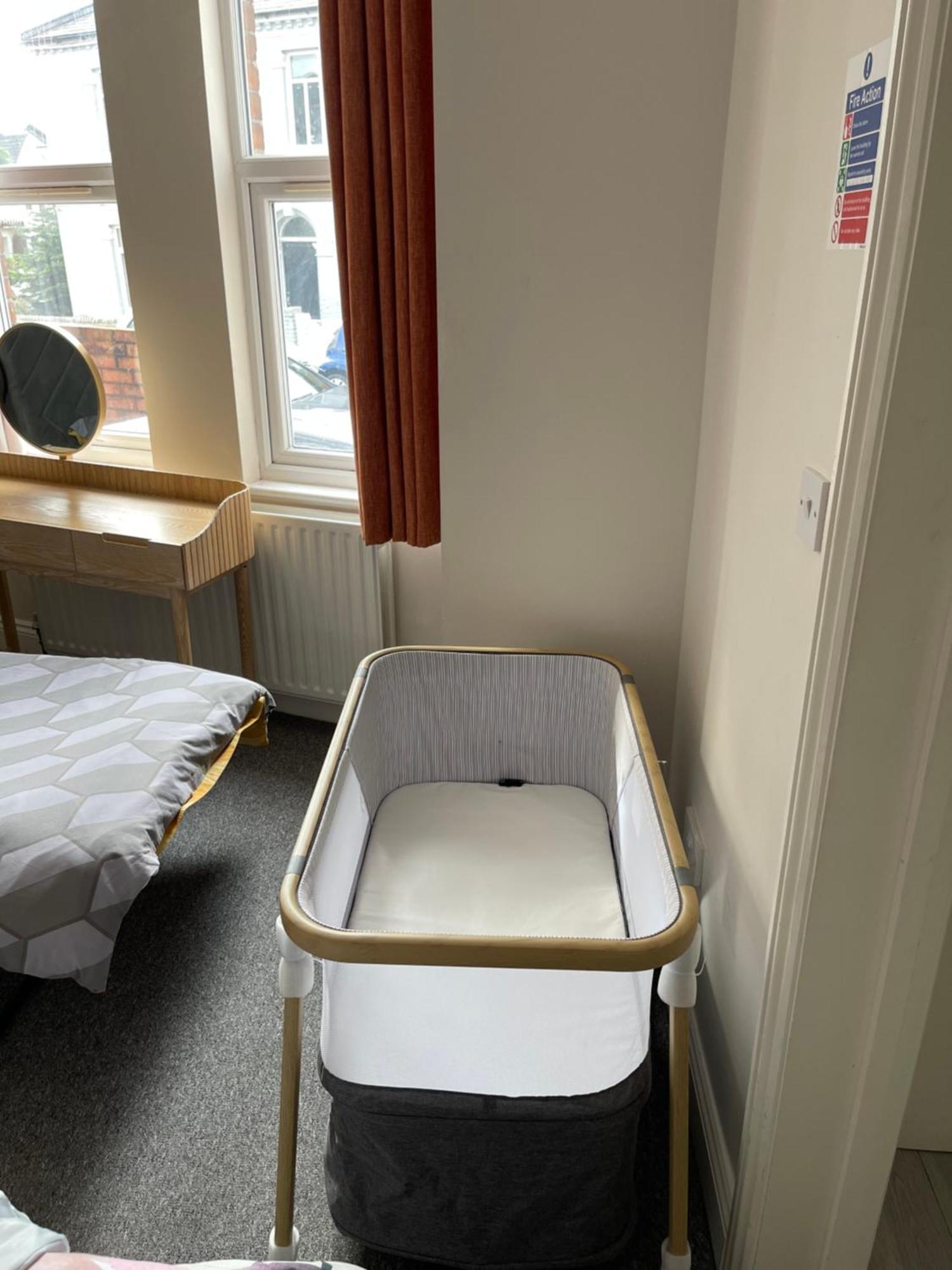 Cosy 1 Bed With Free Parking Close To Underground Station Zone 2 For Quick Access To Up To 5 Guests Appartement