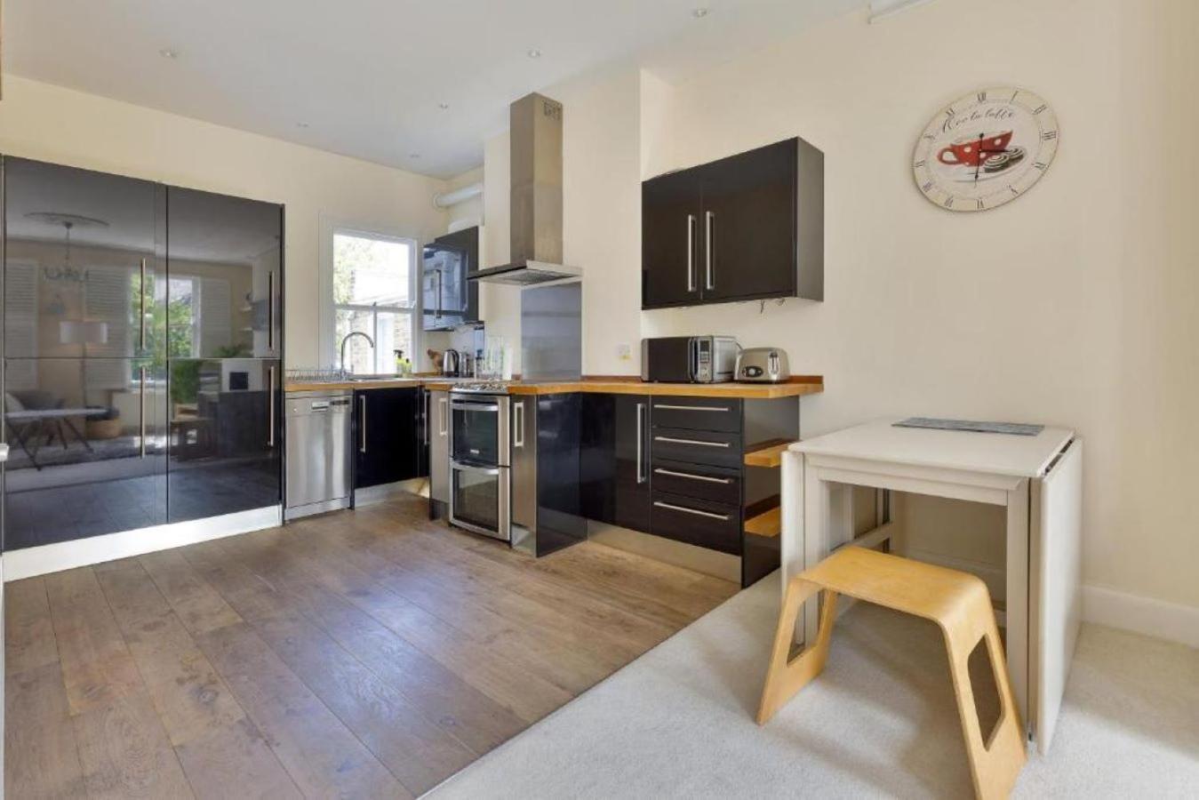 Appartement Spacious 2 Bedroom Barons Court, Good Links