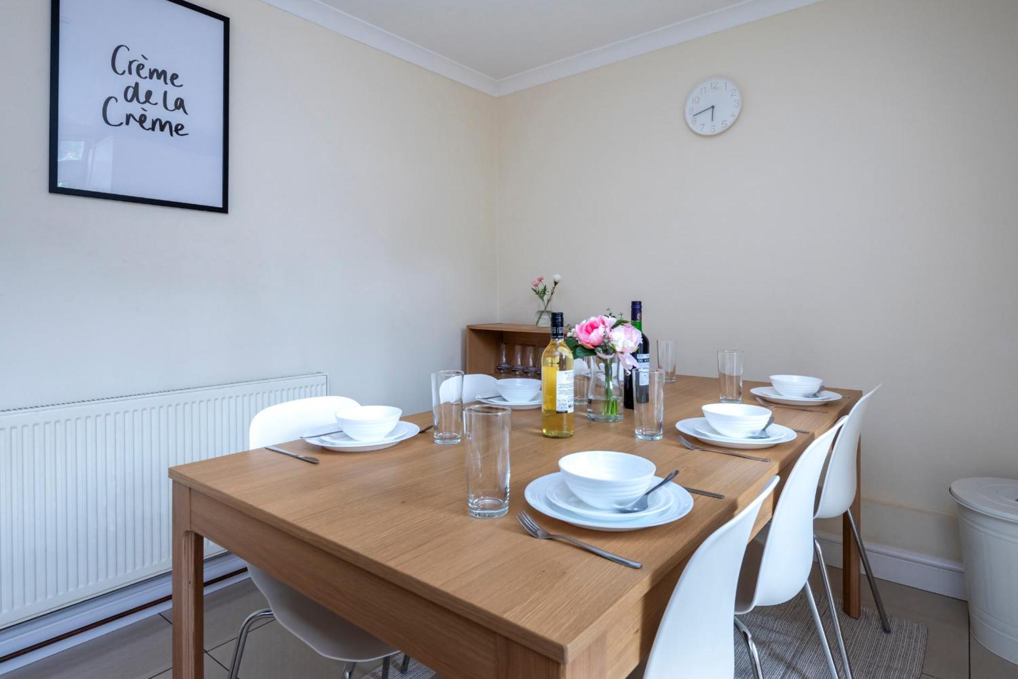 Spacious 3 Bedroom Whitechapel - 9 Mins From Tower Bridge With Free Parking & Garden * London