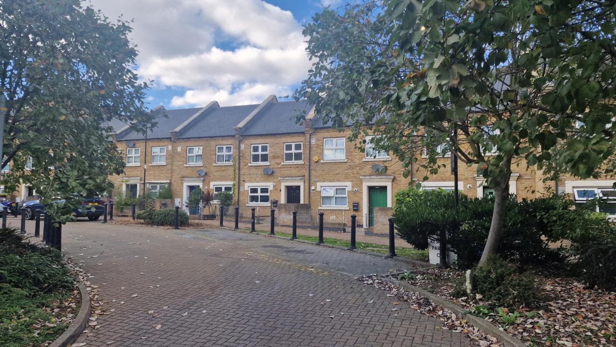 Cozylease 3-bed Canary Wharf Retreat,near Lcy Feriehus London