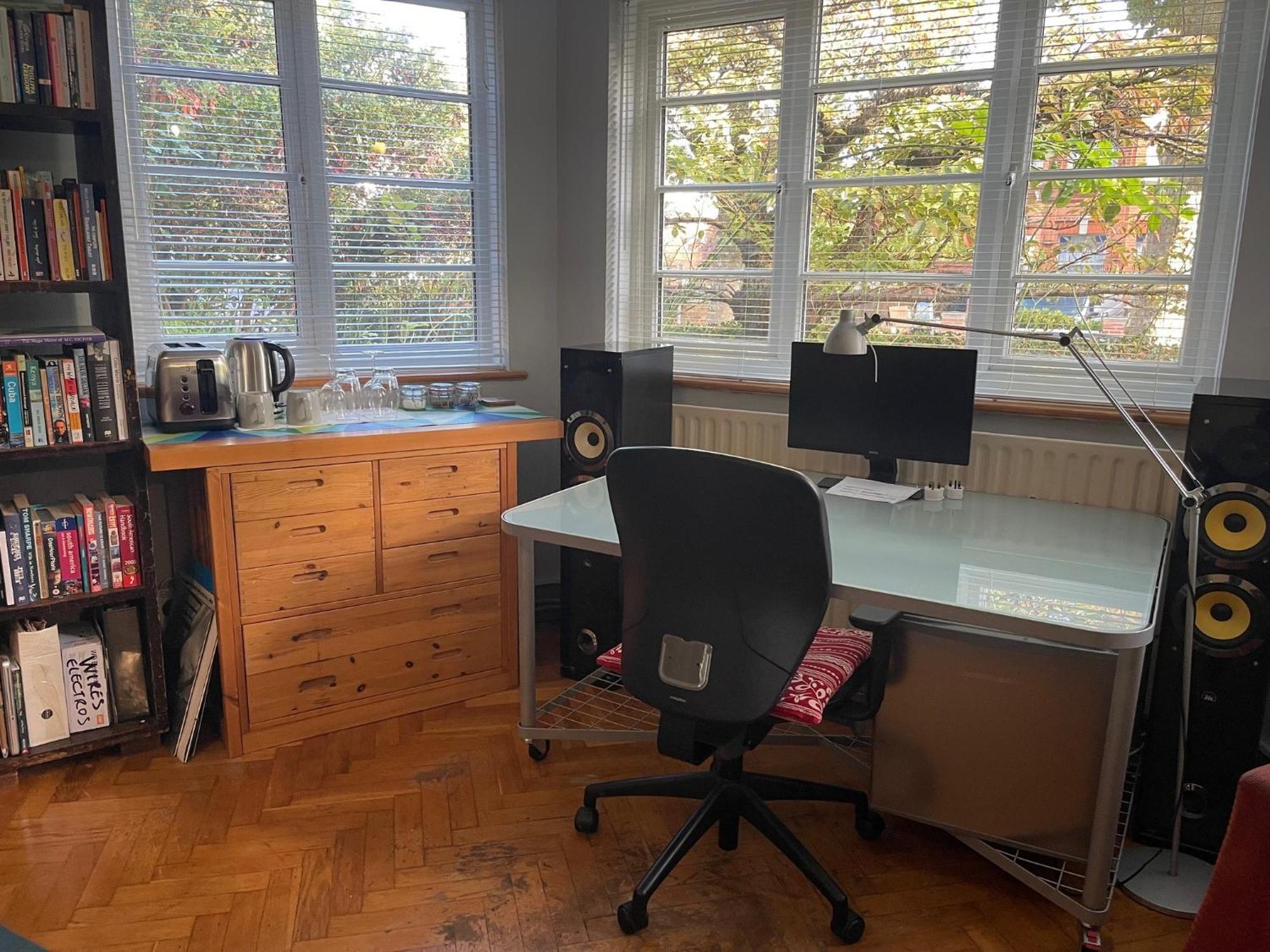 Large Double Bedroom 10 Minutes To Gasthof *