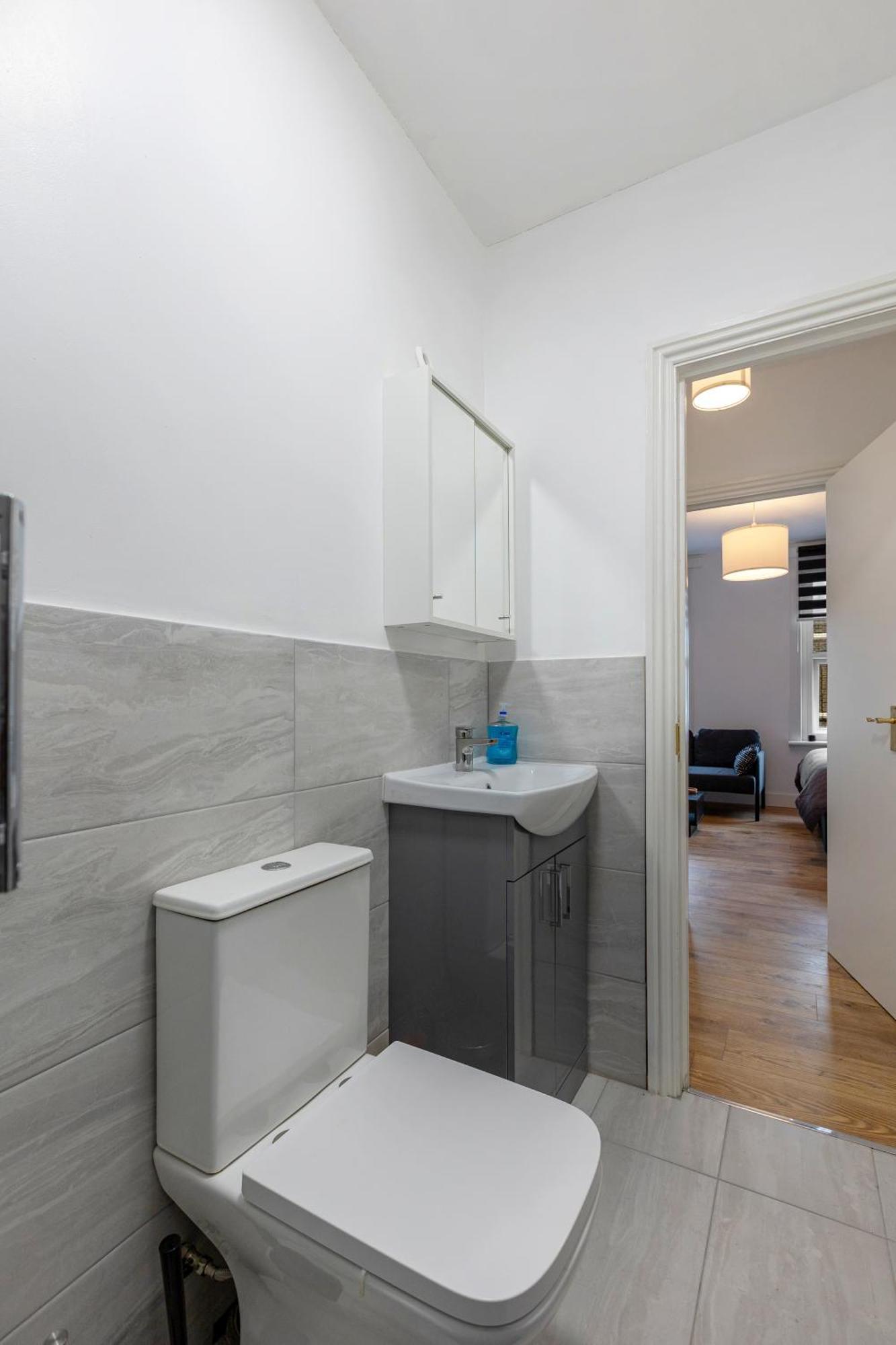 Appartement From *