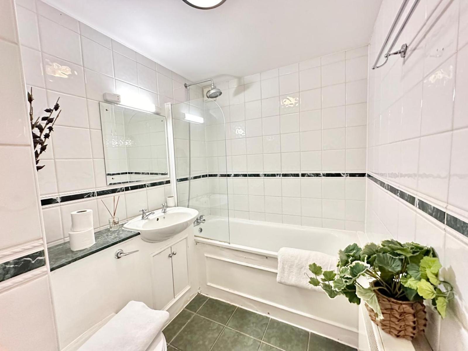 Central Beautiful Two Bedroom Appartement Londres
