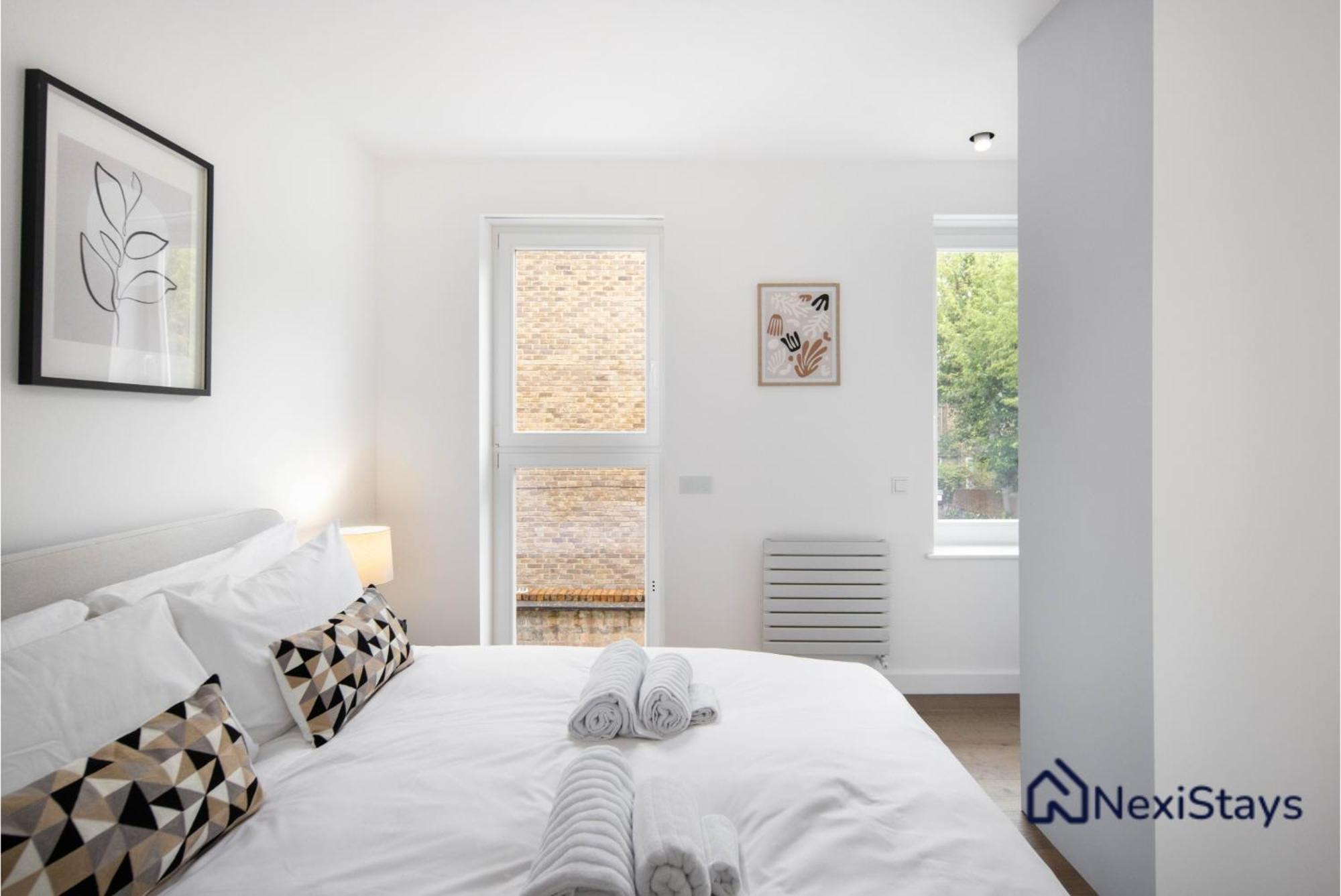 Lejlighed 1 Min Walk To Euston Station, Modern Townhouse London