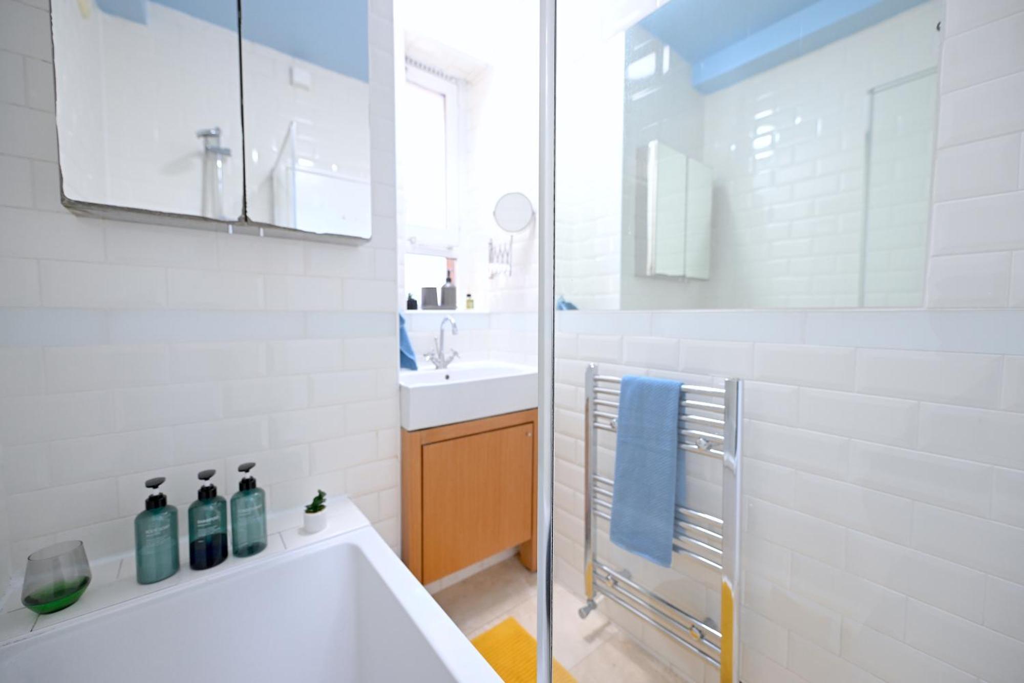 3 Bed Flat In King's Cross Station - Zone 1 Appartement Londen