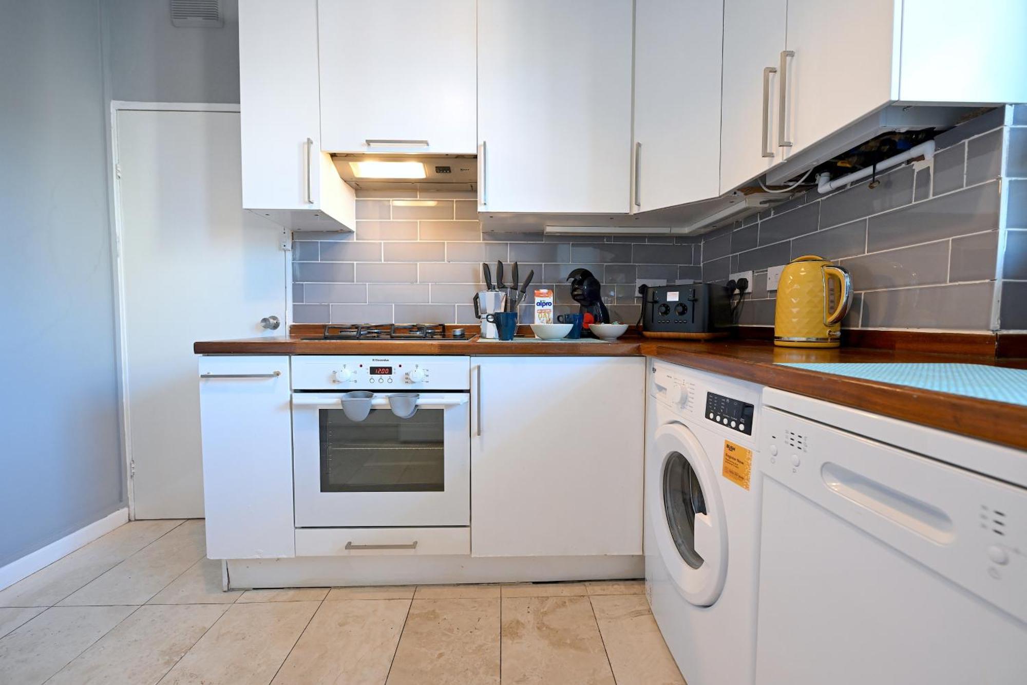 3 Bed Flat In King's Cross Station - Zone 1 Appartement *