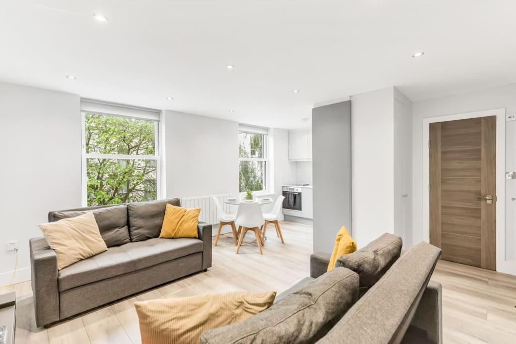 Lux St Johns Wood - Sleeps 7 Apartment